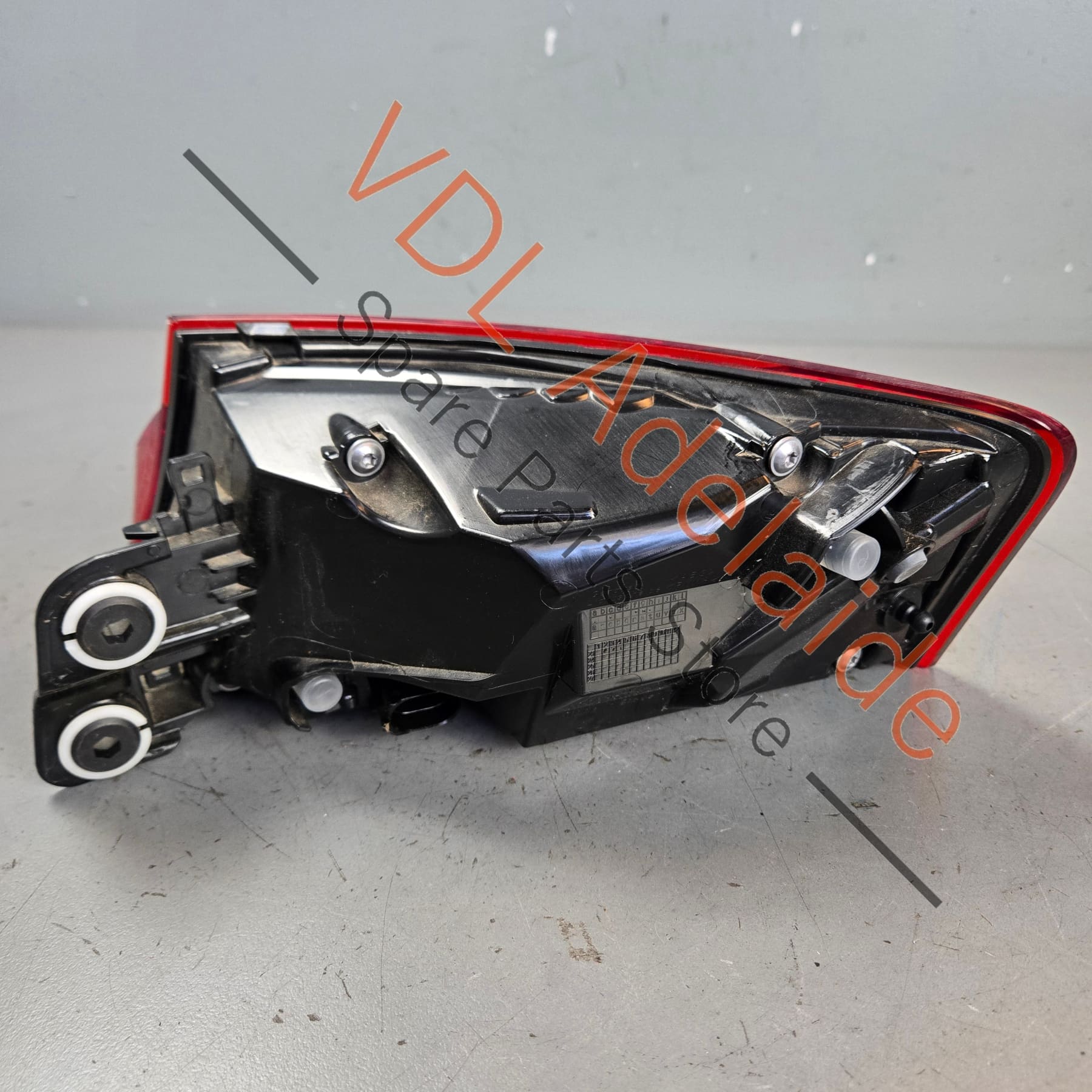 8W6945091AA    Audi A5 S5 B9 F5 Rear Left LED Matrix Tail Light Outer 8W6945091AA