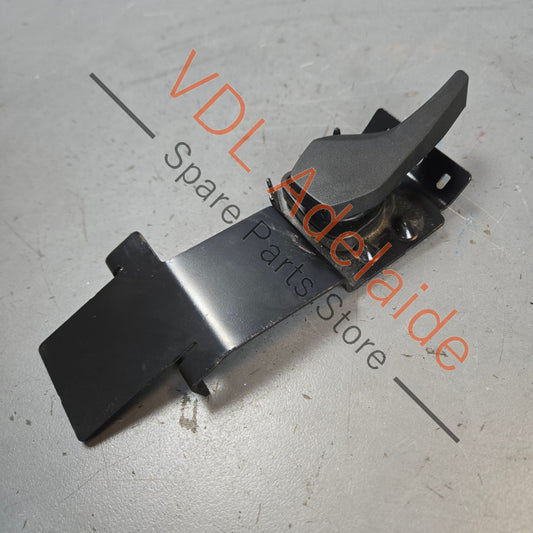 8W0823661D    Audi A5 S5 RS5 Bonnet Release Handle with bracket 8W0823661D