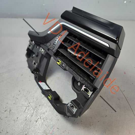8W2820902C 8W2820902CEAX   Audi A4 A5 B9 RHS Right Dashboard Air Vent for Air Conditioning 8W0820902C