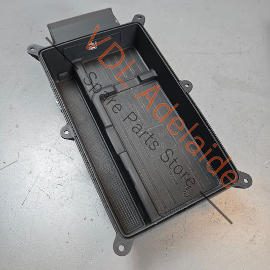 8W0864981D 8W0035708   Audi A4 A5 B9 Genuine Wireless Phone Charger and USB Hub in Centre Console 8W0864981D 8W0035708