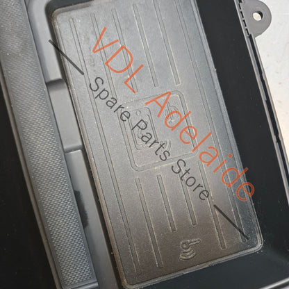 8W0864981D 8W0035708   Audi A4 A5 B9 Genuine Wireless Phone Charger and USB Hub in Centre Console 8W0864981D 8W0035708