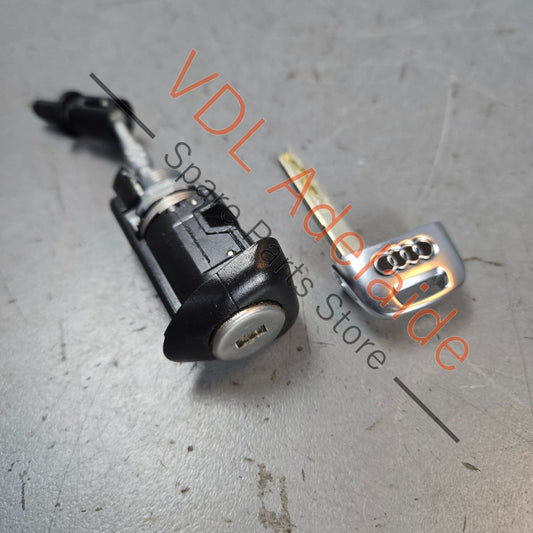 107837168EG    Audi Q5 A4 A5 Right Front Drivers Door Lock with Blade Key 107837168EG