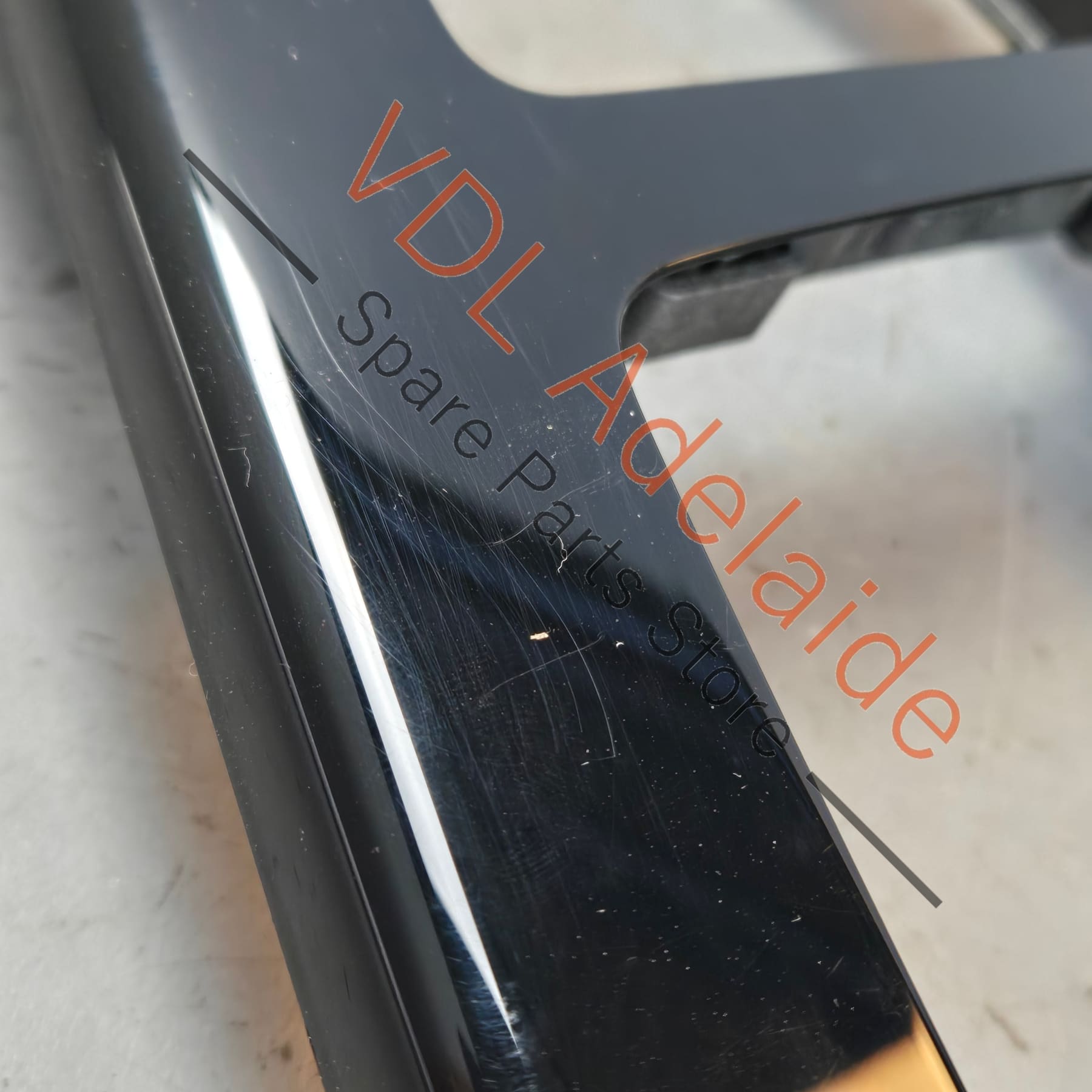 8W2864241EV58    Audi A4 A5 Gloss Black Centre Console Trim Insert Moulding 8W2864241E V58