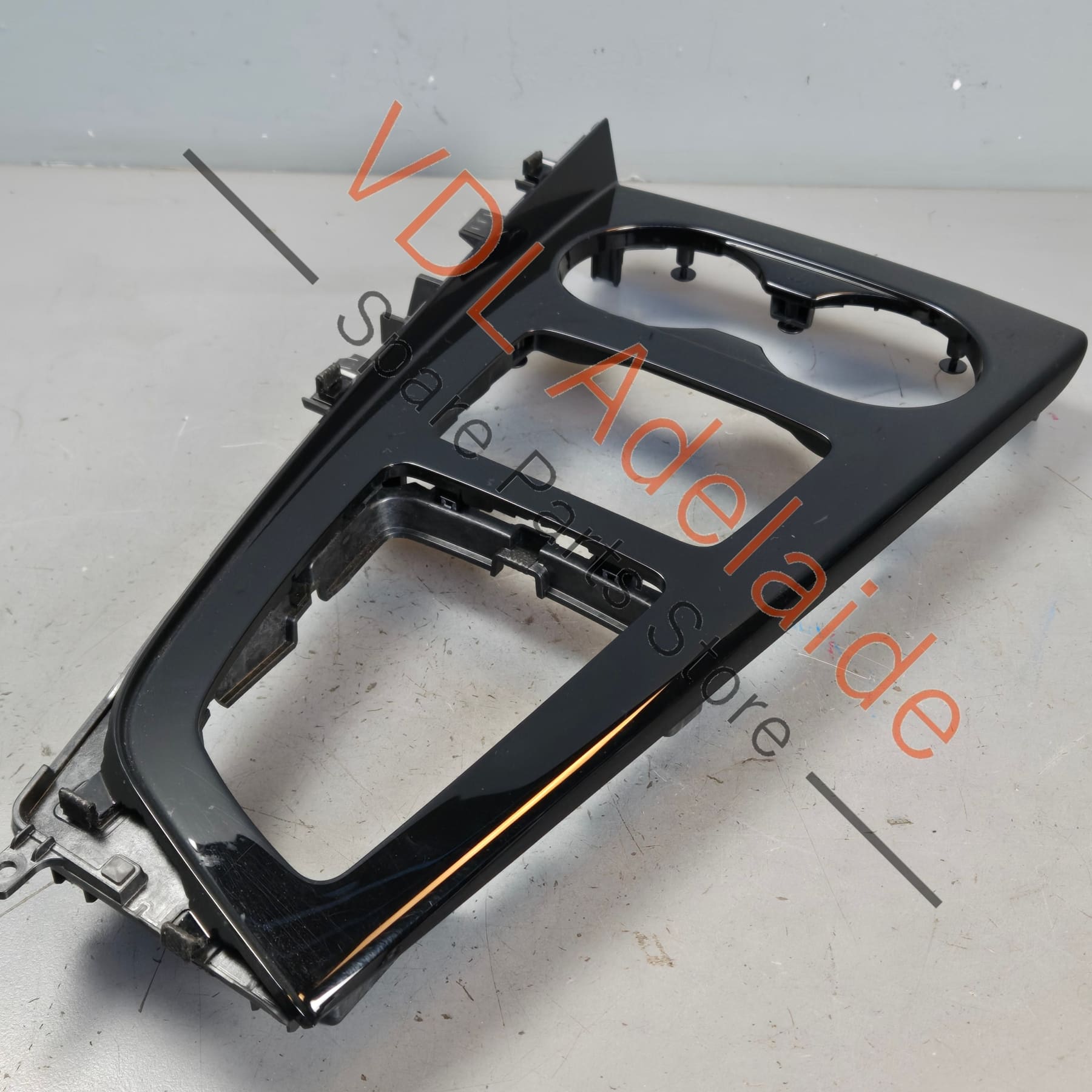 8W2864241EV58    Audi A4 A5 Gloss Black Centre Console Trim Insert Moulding 8W2864241E V58