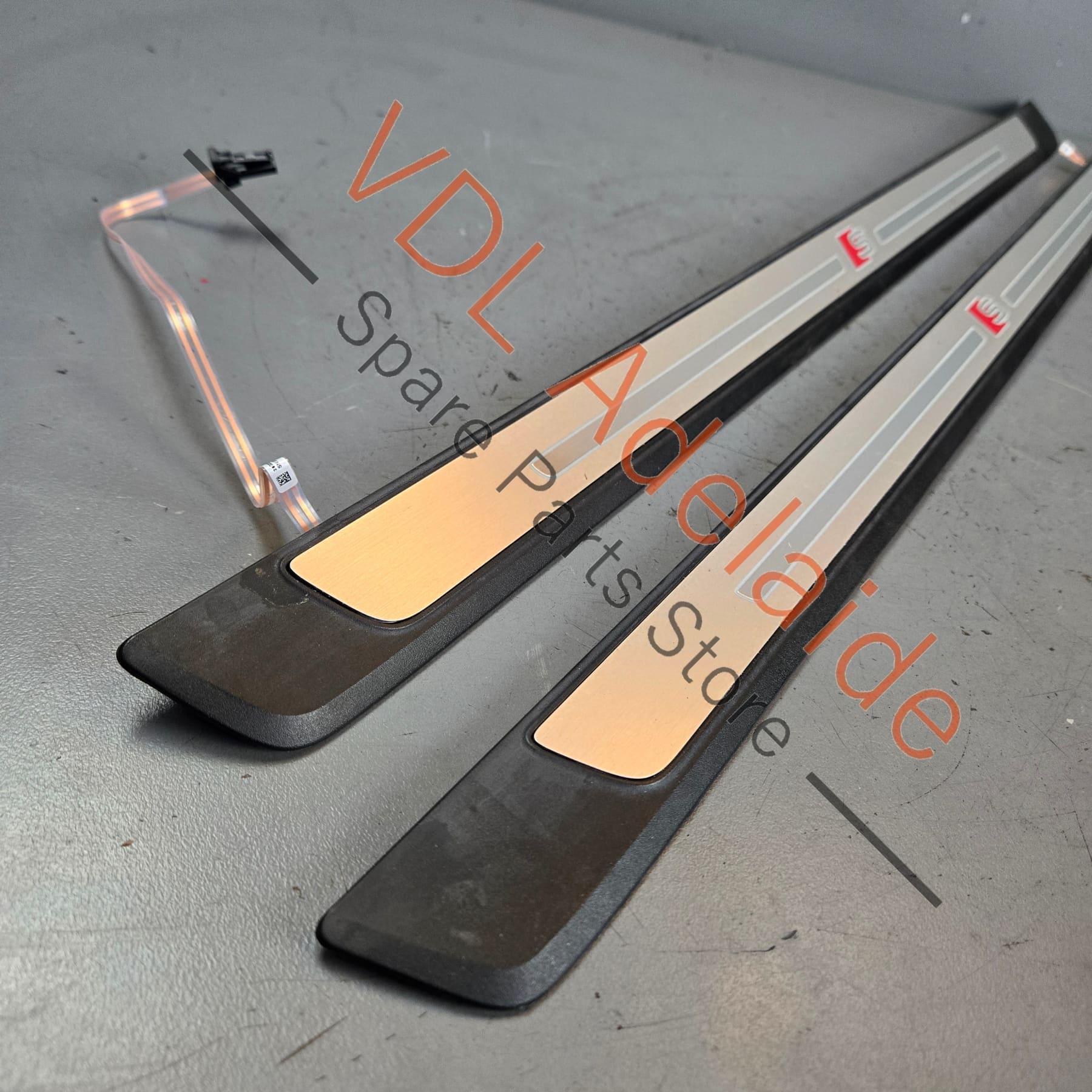 8W6947417A    Audi Sport S5 B9 Illuminated Door Entry Sill Trim Cover Set Pair 8W6947417A