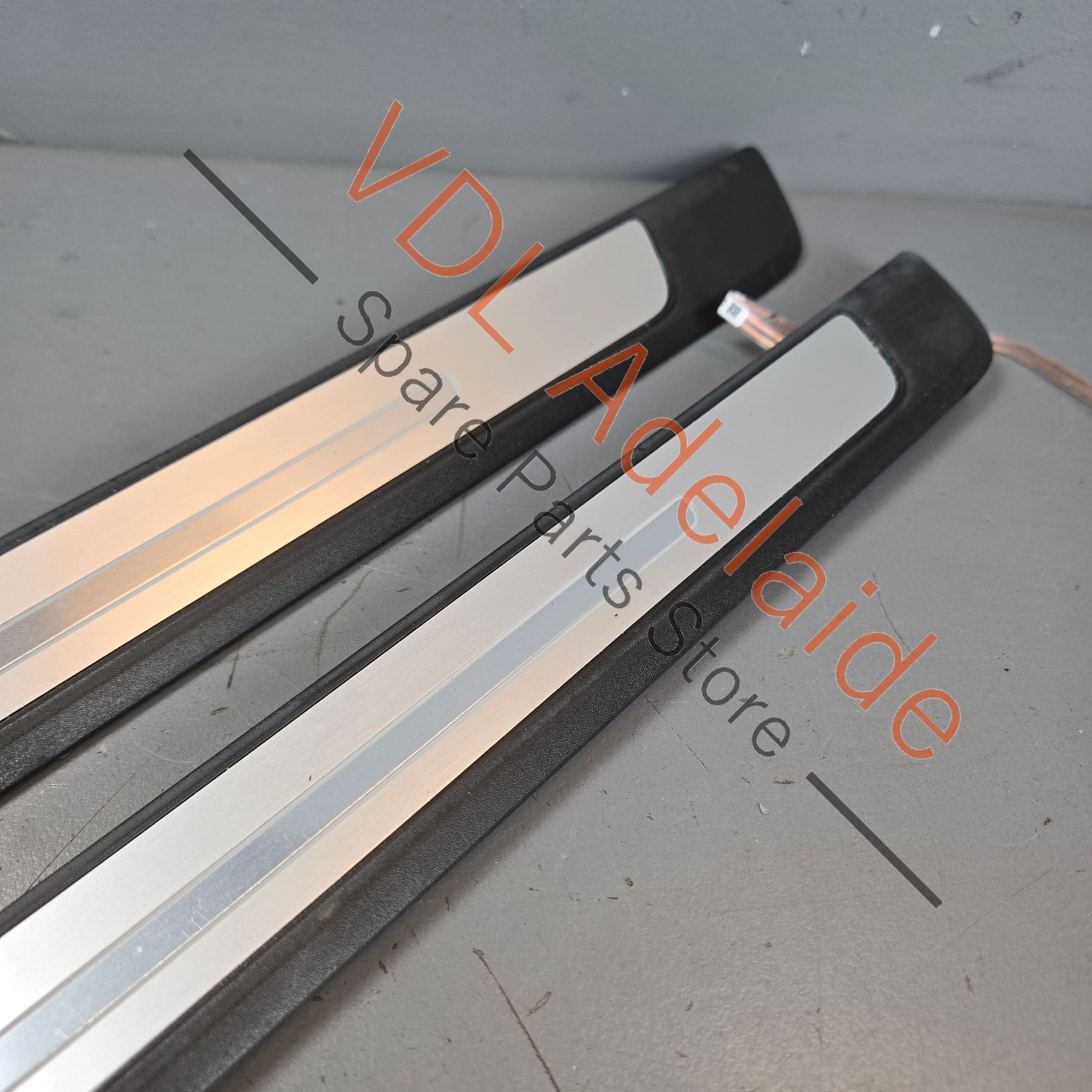8W6947417A    Audi Sport S5 B9 Illuminated Door Entry Sill Trim Cover Set Pair 8W6947417A