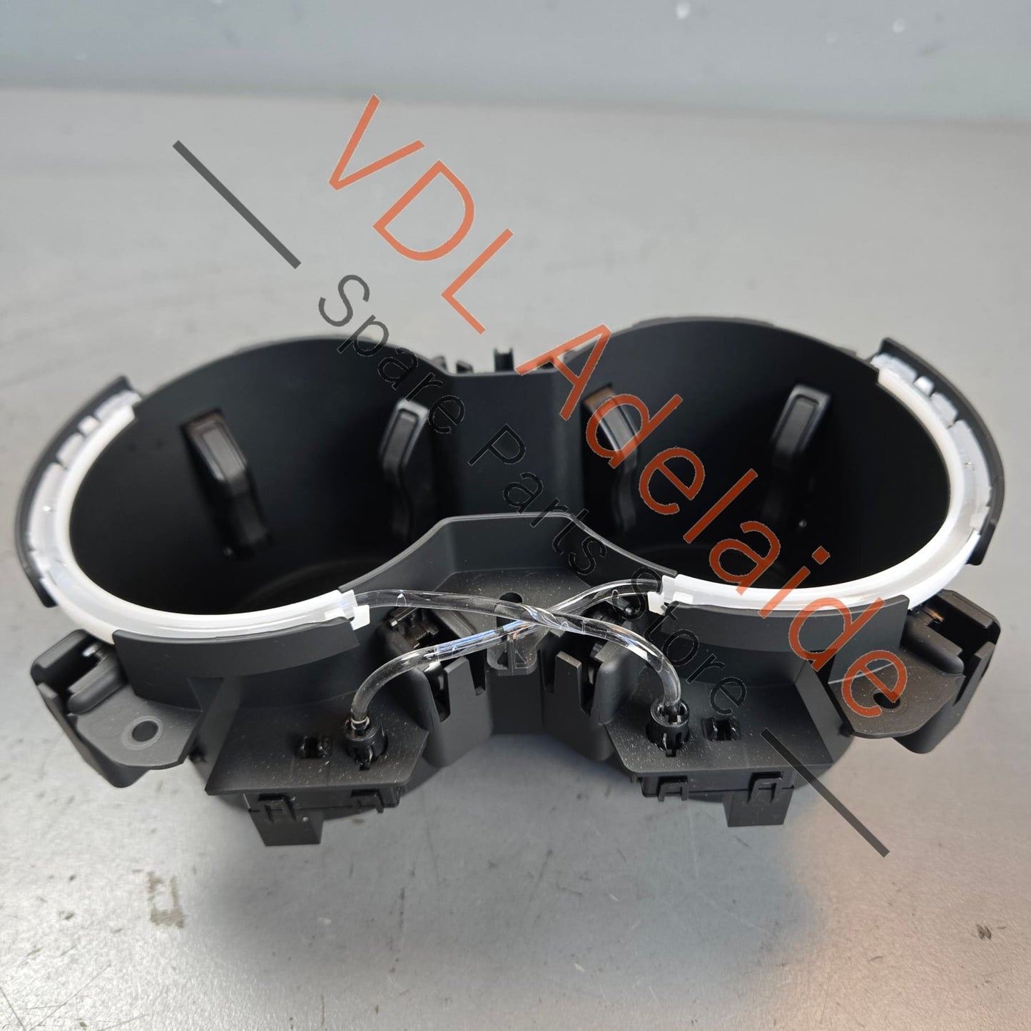 8W0862533F    Audi A4 A5 Q5 Centre Console Drinks Holder 8W0862533F
