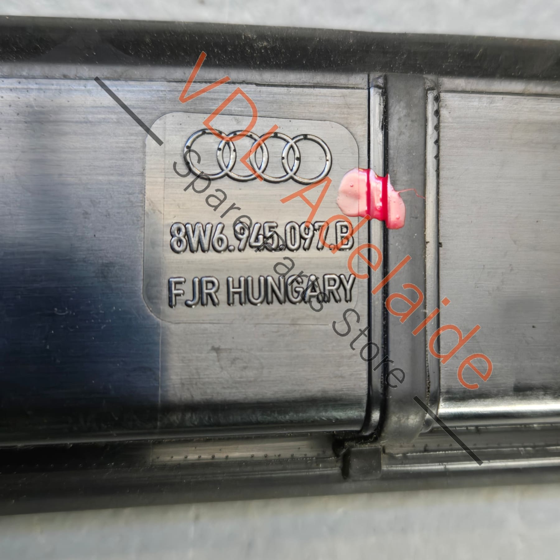 8W6945097B    Audi A5 S5 RS5 F5 Coupe Middle Third Brake Light 8W6945097B