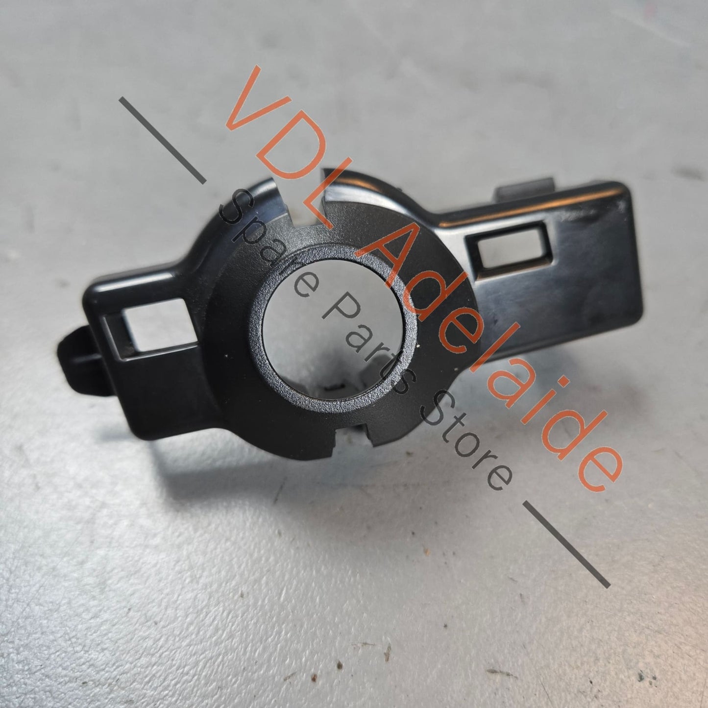 8W6919267H    Audi A5 S5 Front Left Bumper Parking Sensor Bracket 8W6919267H