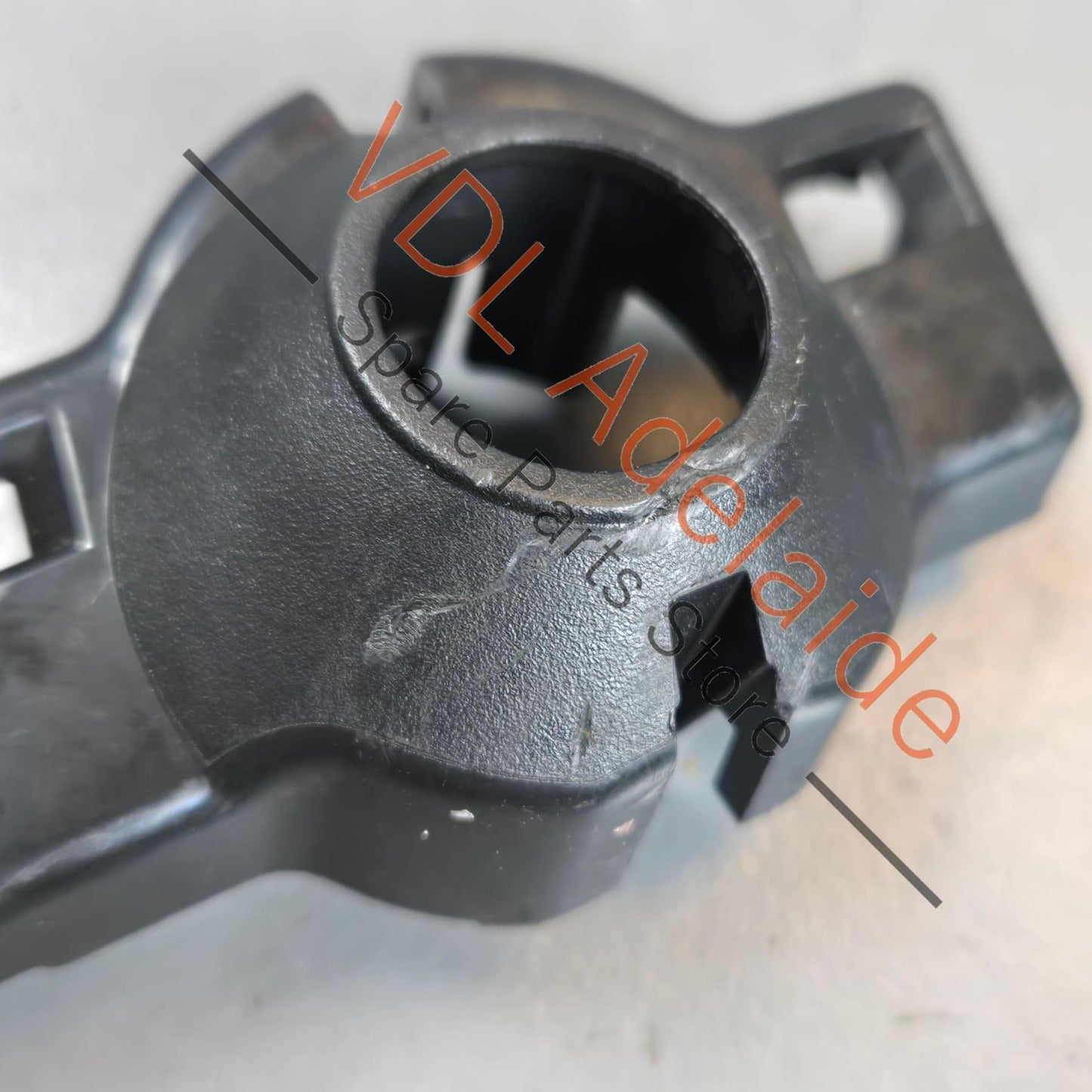 8W6919268H    Audi A5 S5 Front Right Bumper Parking Sensor Bracket 8W6919268H