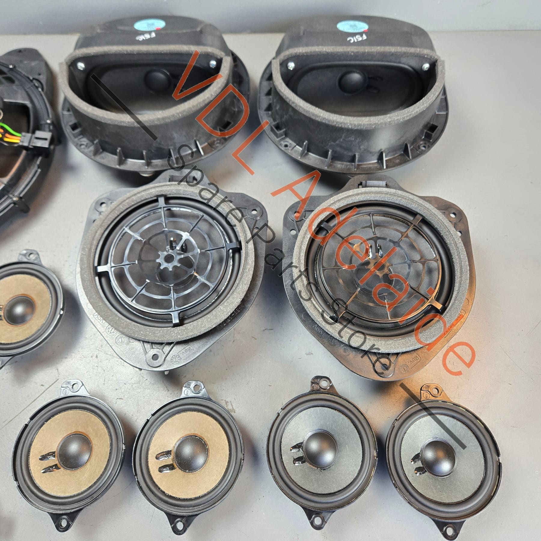 8W6035412A 8W5035297A 8W6035411A  Audi S5 B9 20x Speaker System Set Bose with Parcel Shelf Bass 8W6035412A