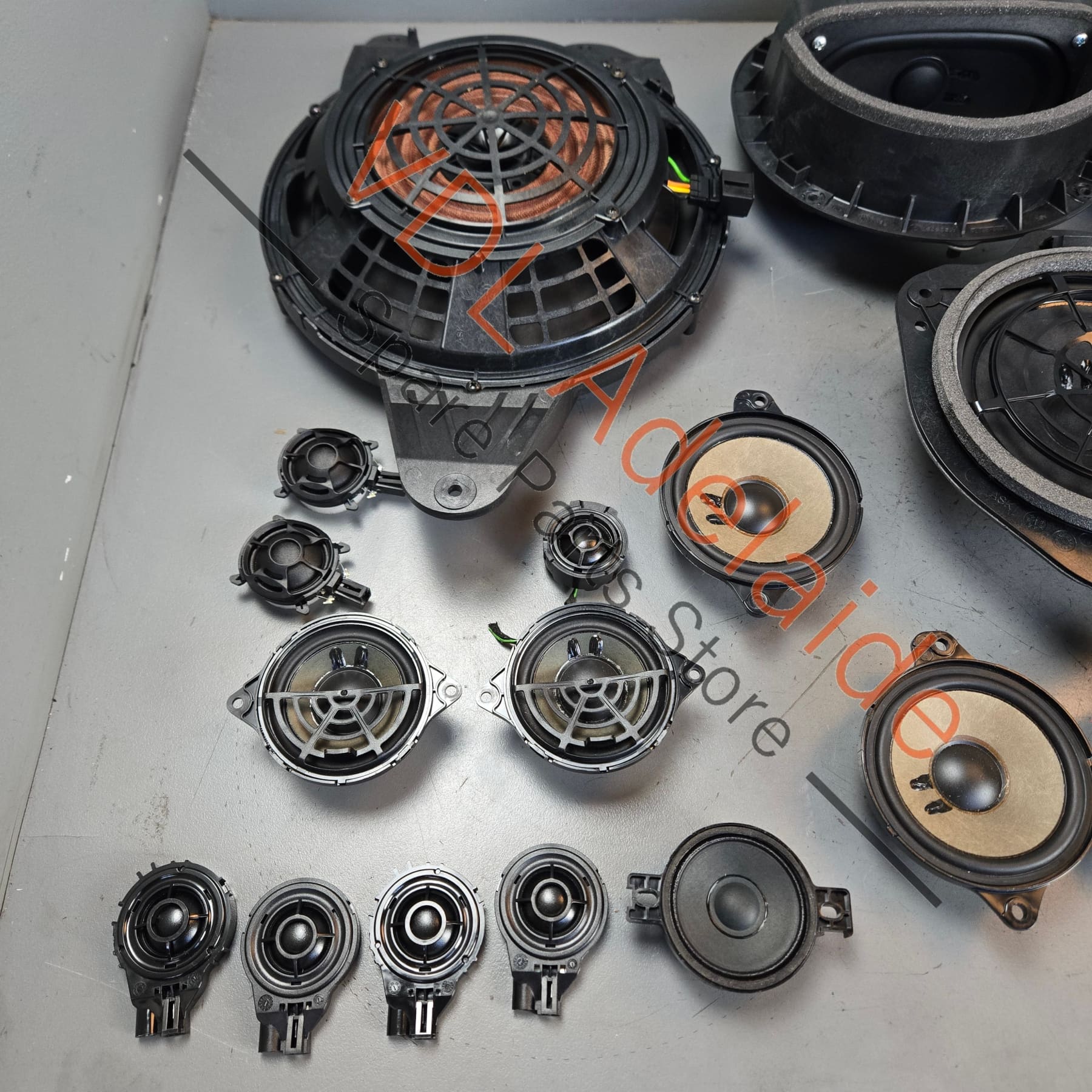 8W6035412A 8W5035297A 8W6035411A  Audi S5 B9 20x Speaker System Set Bose with Parcel Shelf Bass 8W6035412A