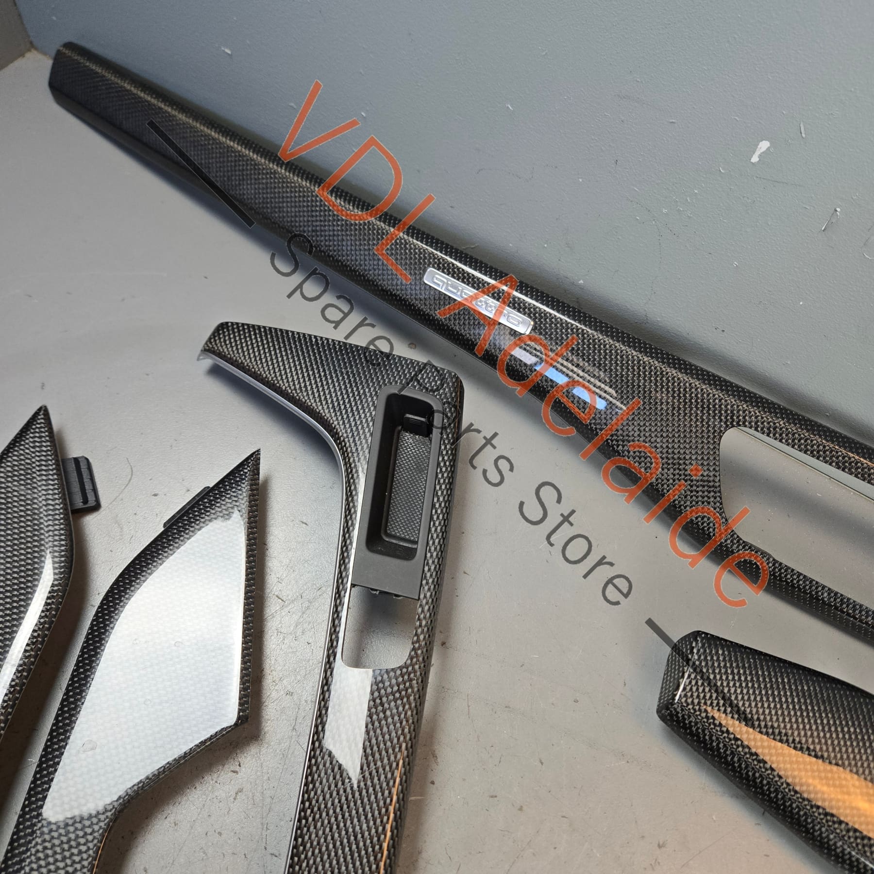 8W2863969G7V7 8W6867410G7V7 8W2853190T7V7  Audi S5 RS5 Set of Carbon Fibre Interior Trim Set Doors and Console 8W2853190T 7V7 8W6867410G 7V7 8W2863969G 7V7