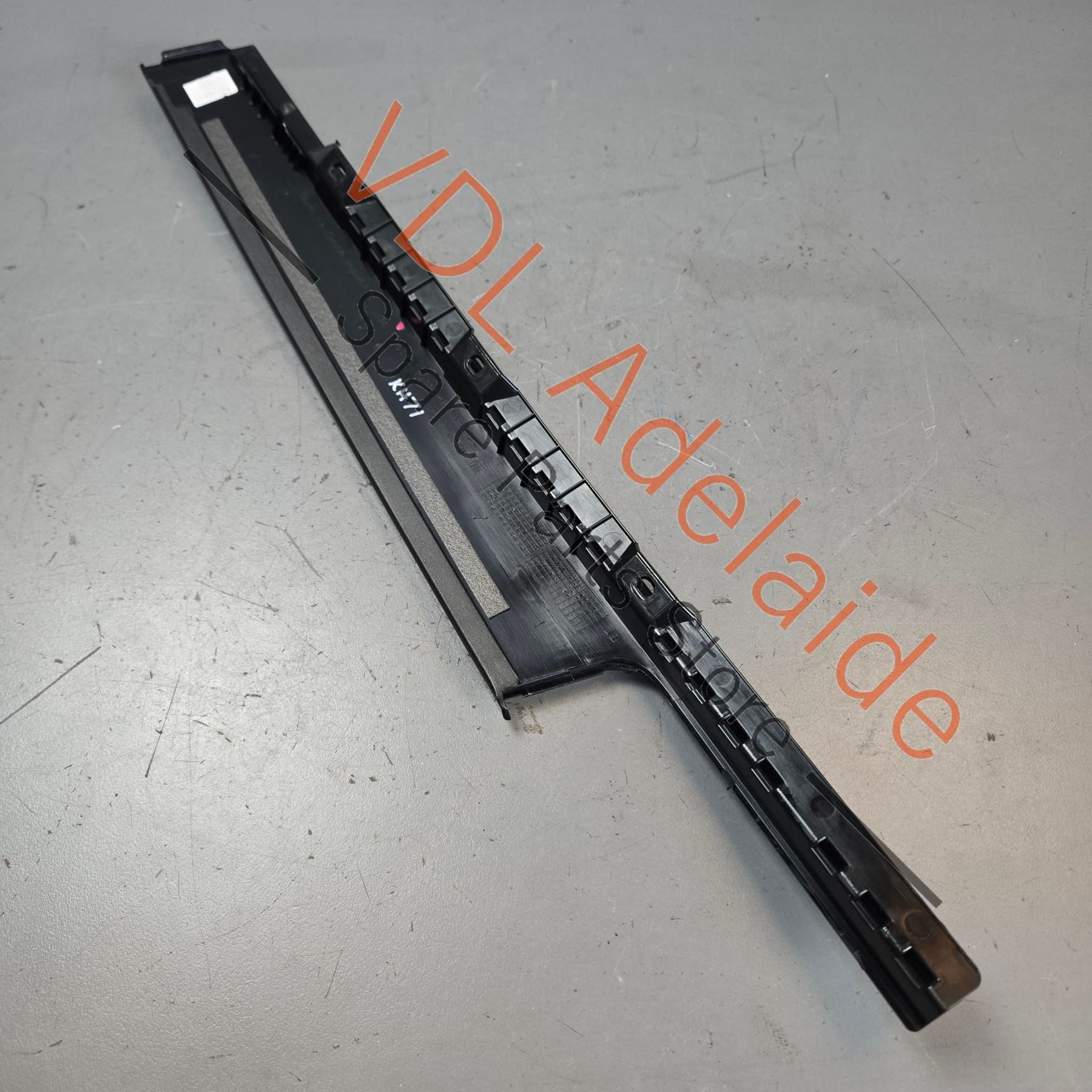 575837901 575837901B041   Cupra Ateca Front Left Door Exterior B Pillar Trim Gloss Black 575837901B 041