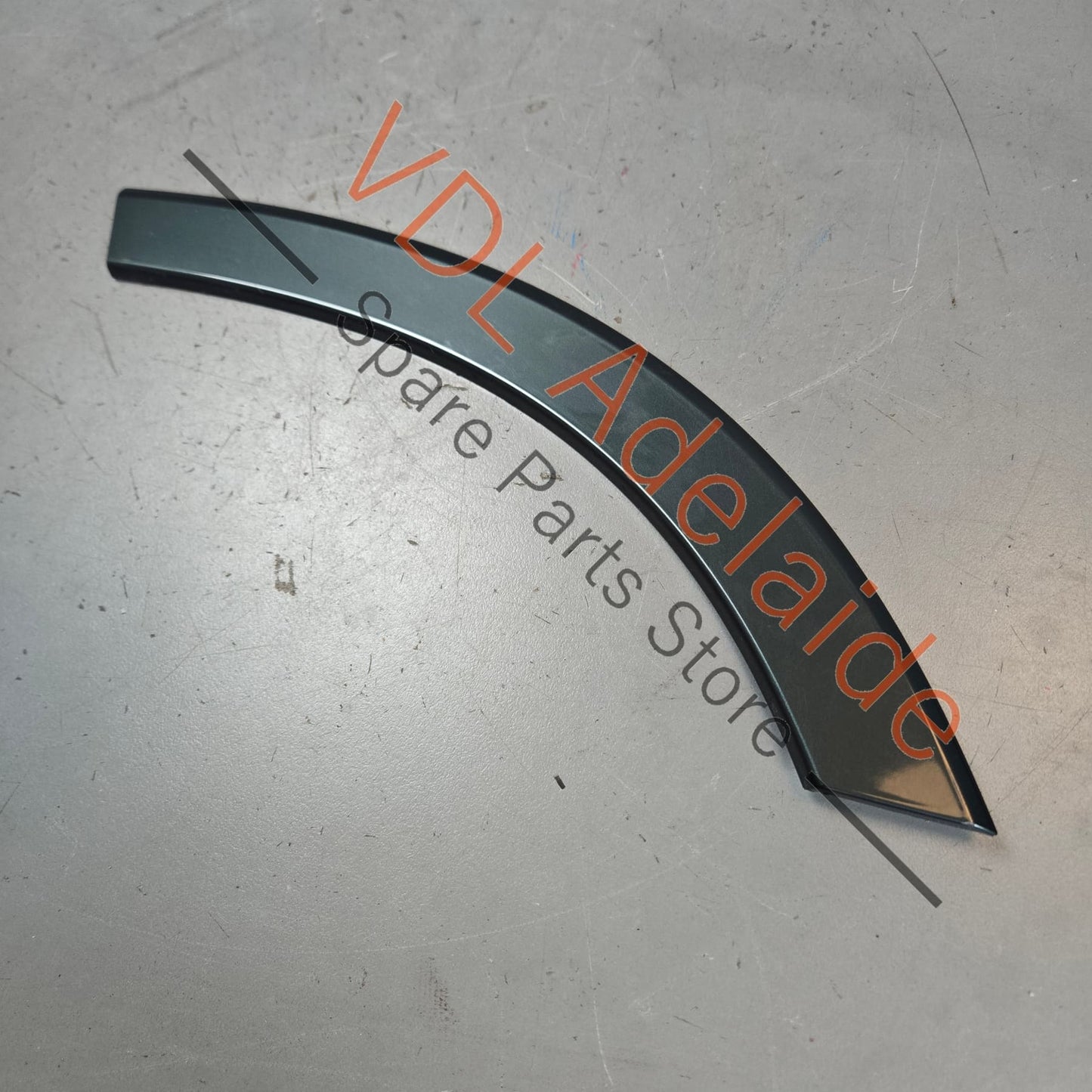 575854969CGRU 575854969C   Cupra Ateca Left Rear Door Wheel Arch Moulding 575854969C GRU 9S / X6T Camouflage Green Metallic