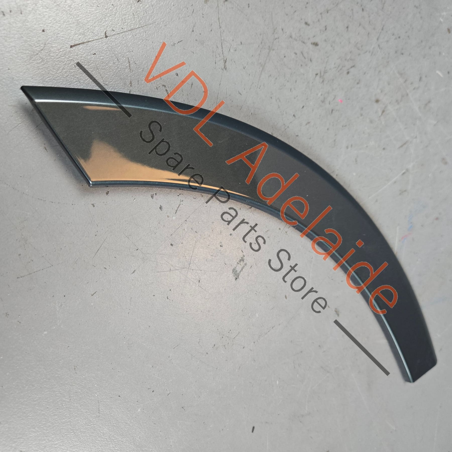 575854970CGRU 575854970C   Cupra Ateca Right Rear Door Wheel Arch Moulding 575854970C GRU 9S / X6T Camouflage Green Metallic