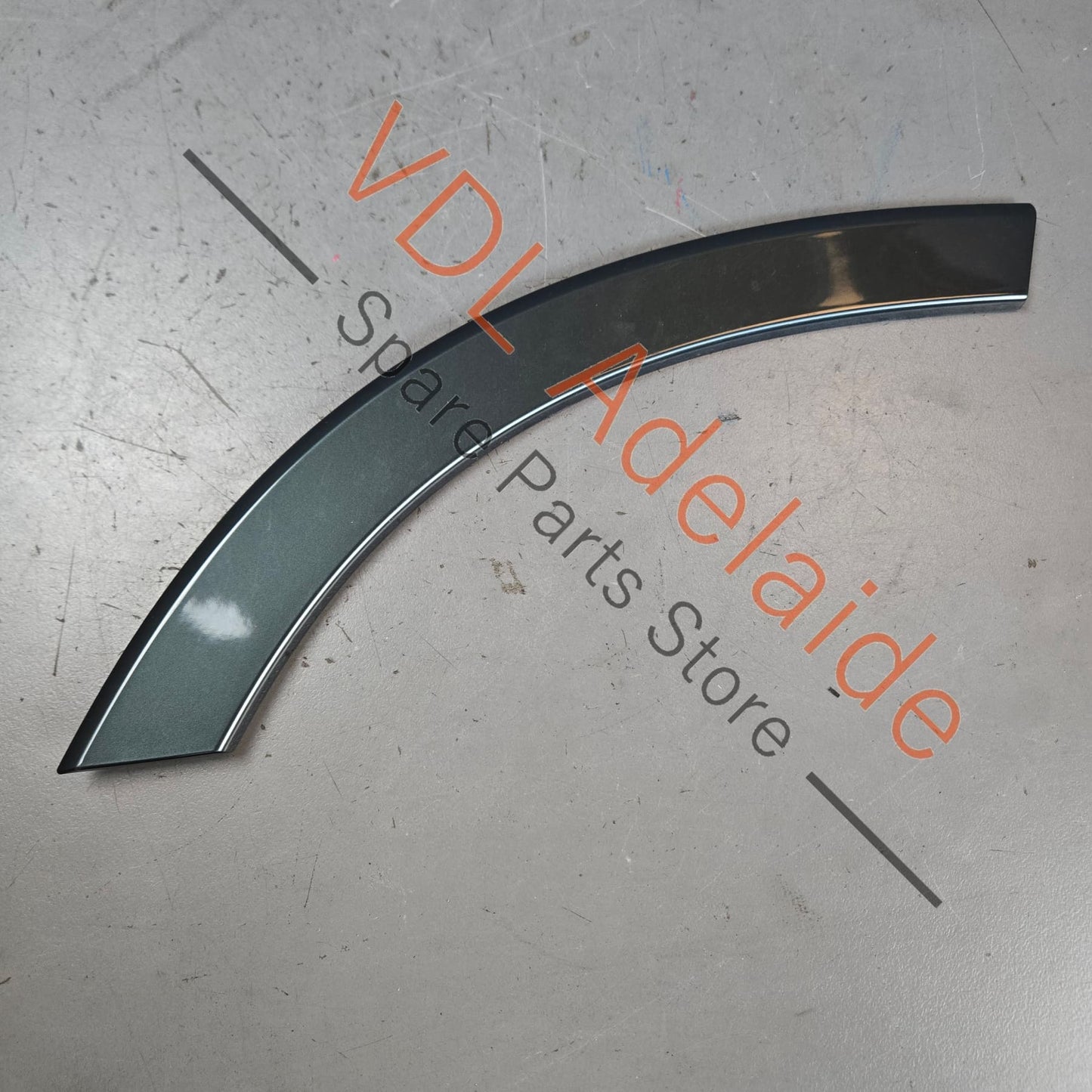 575854970CGRU 575854970C   Cupra Ateca Right Rear Door Wheel Arch Moulding 575854970C GRU 9S / X6T Camouflage Green Metallic