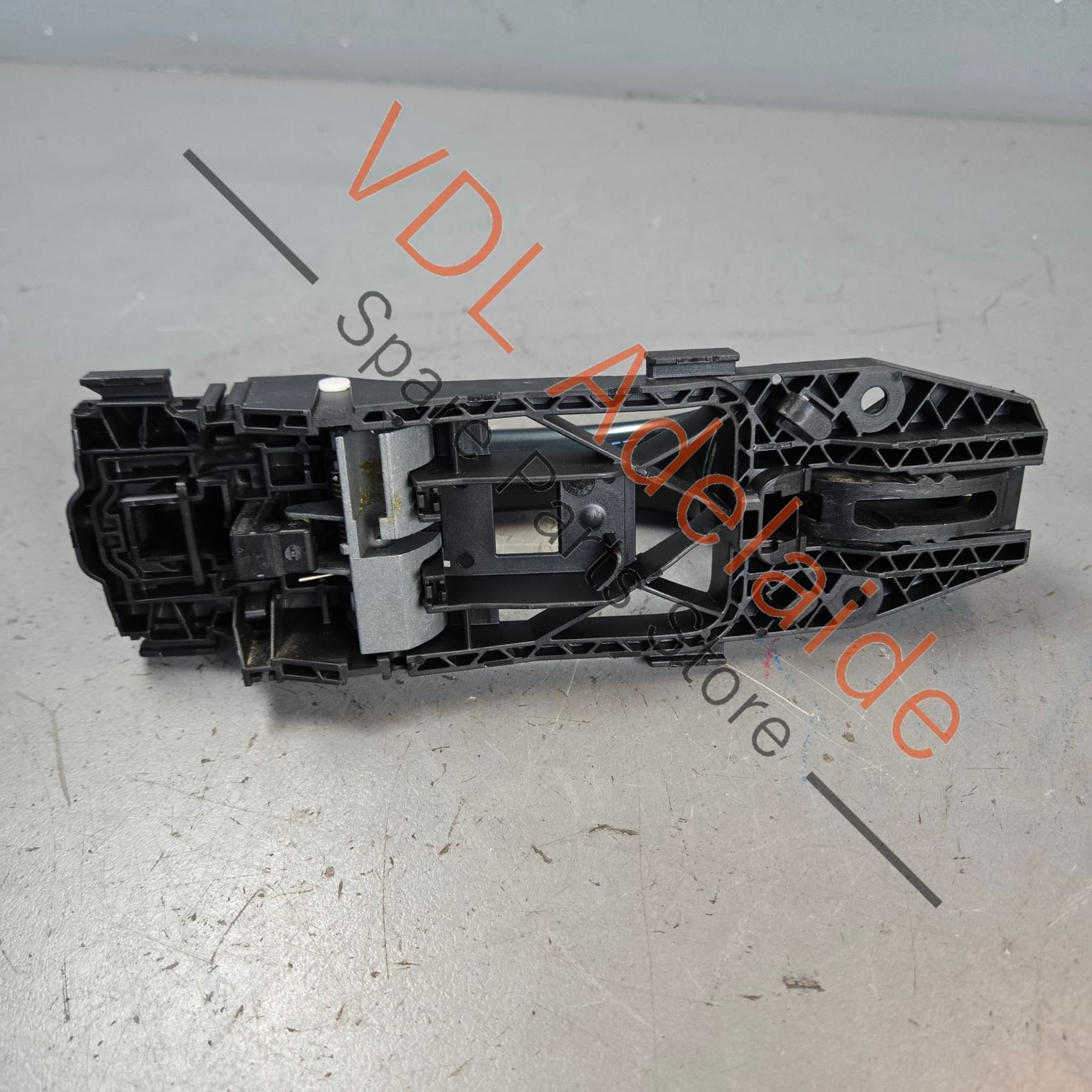 5G0837205NGRU 5G0837205N 5N0839885H  Cupra Ateca Left Exterior Door Handle without keyless entry 5G0837205N GRU 5N0839885H