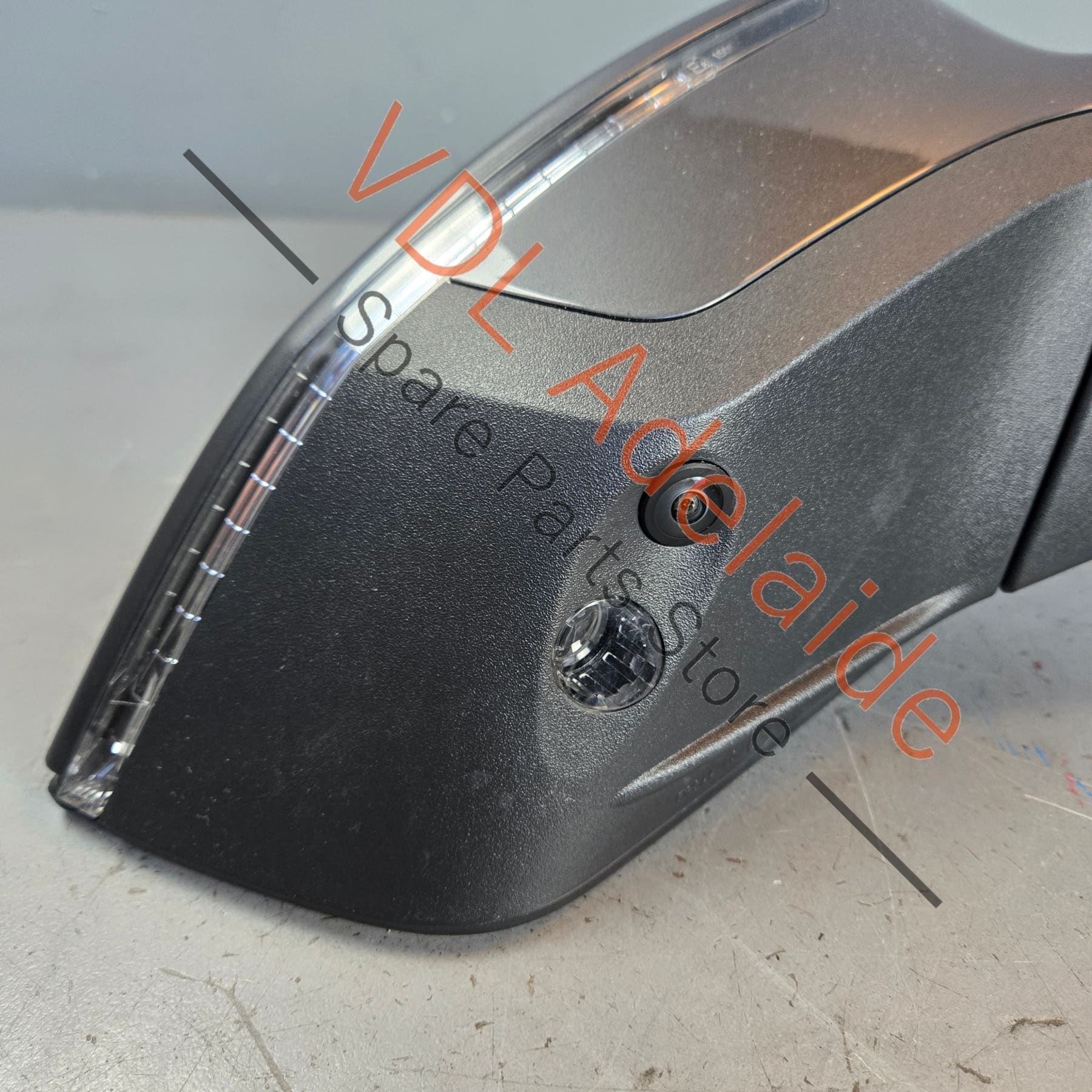 577857508CA9B9 575857522A 575857538FGRU 5Q0980546A Cupra Ateca Right Power Folding Exterior Mirror with Lane Assist & Camera Complete Assembly