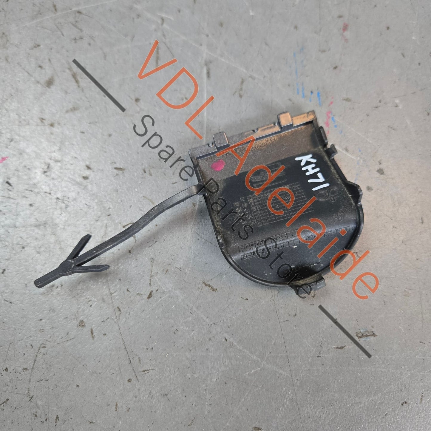 575807441B    Cupra Ateca Rear Bumper Tow Hook Eye Cover Cap Trim 575807441B  9DG