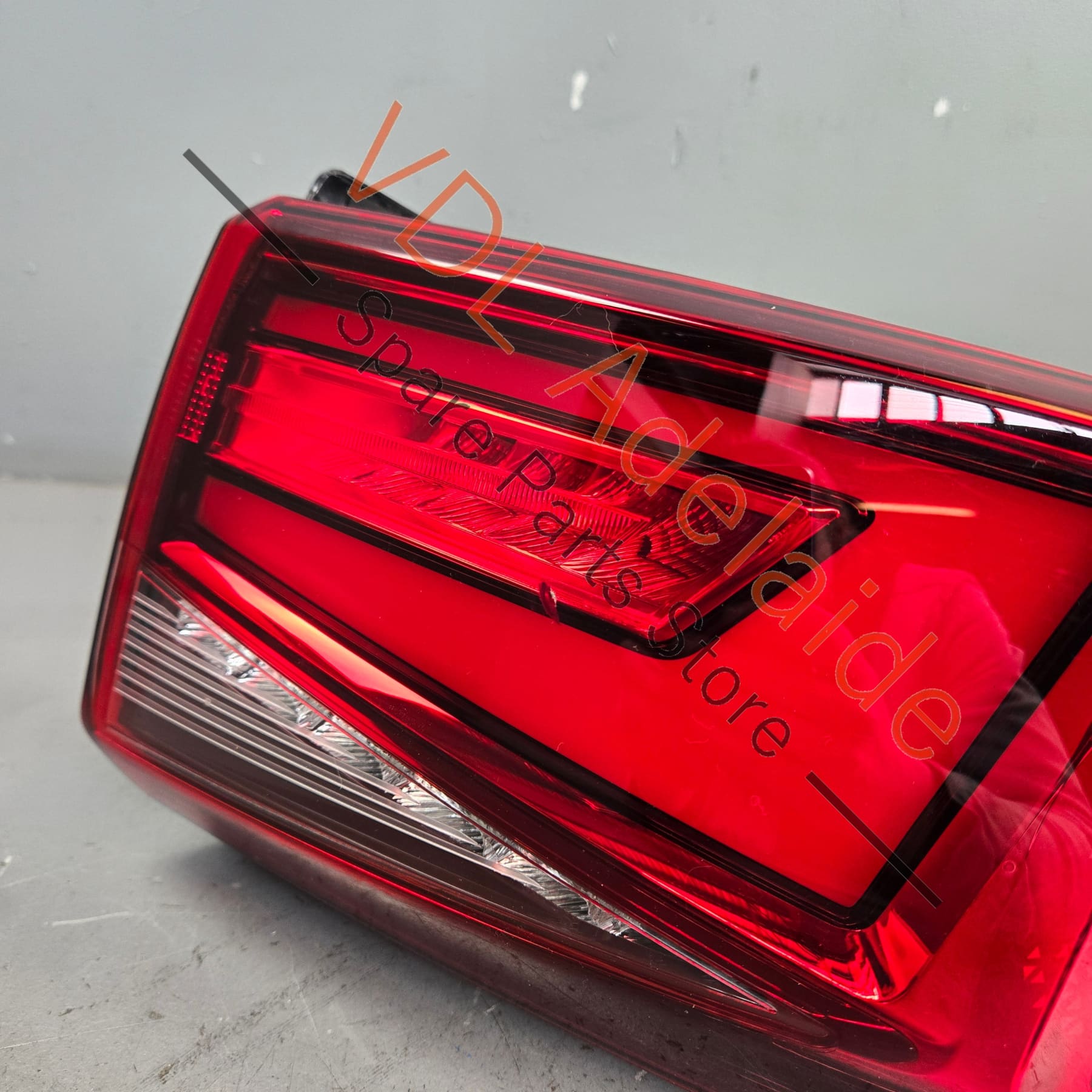 575945208E    Cupra Ateca Rear Right Outer LED Tail Light 575945208E
