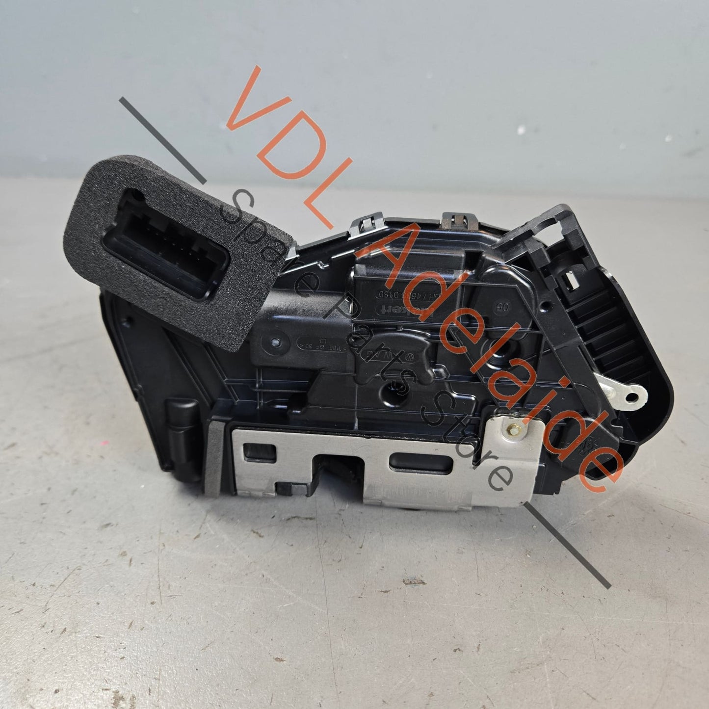 5TC837015E    Cupra Ateca Front Right Door Lock Mechanism for Keyless entry vehicles 5TC837015E