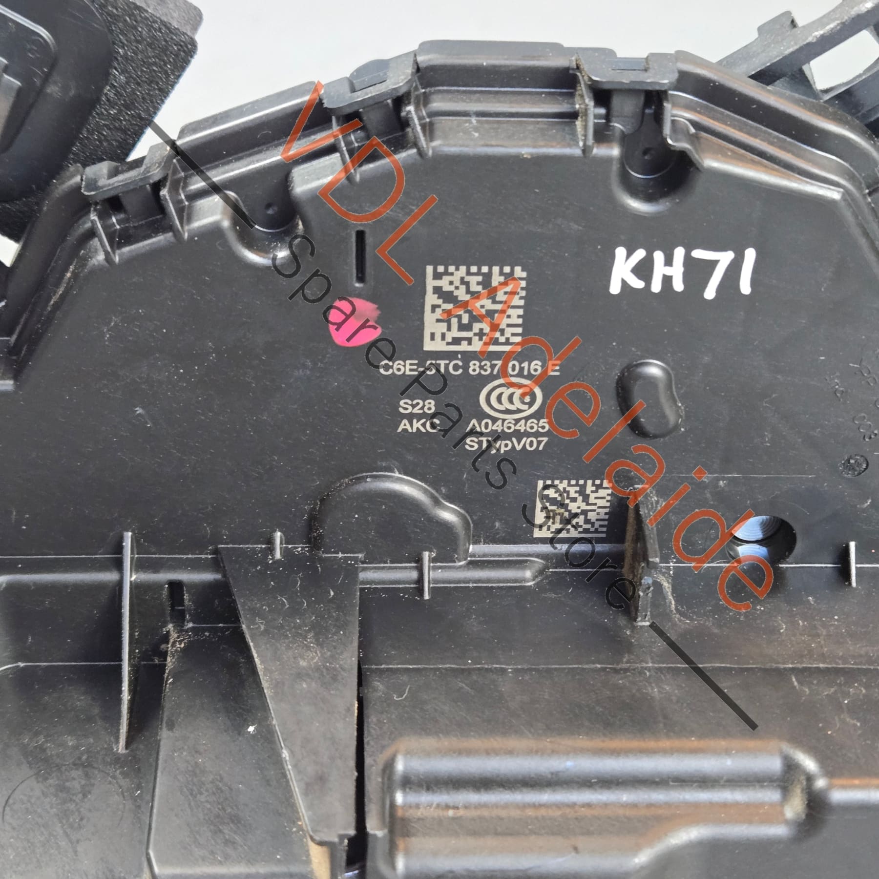 5TC837016E    Cupra Ateca Front Left Door Lock Mechanism for Keyless entry vehicles 5TC837016E