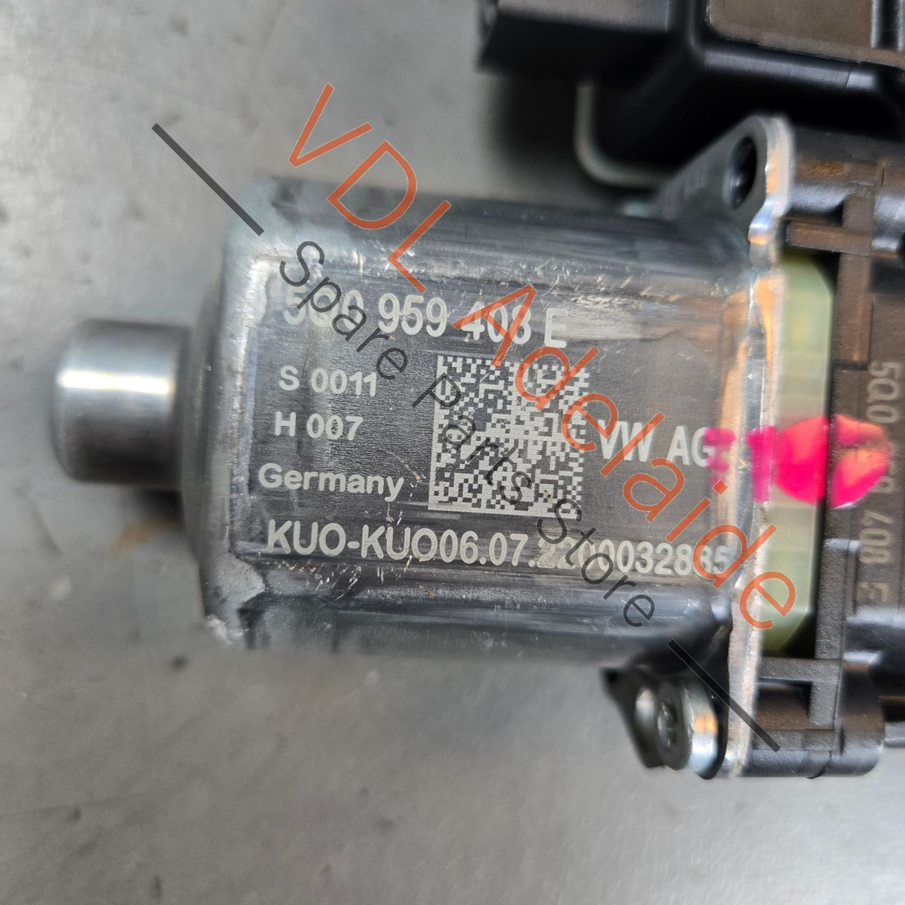 5Q0959408E    Cupra Ateca Rear Right Window Motor 5Q0959408E