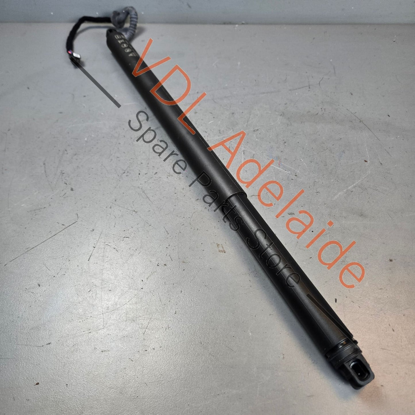 575827852G    Genuine Cupra Ateca Automatic Opening Tailgate Motor Boot Hatch Electric Lift Strut Right 575827852G