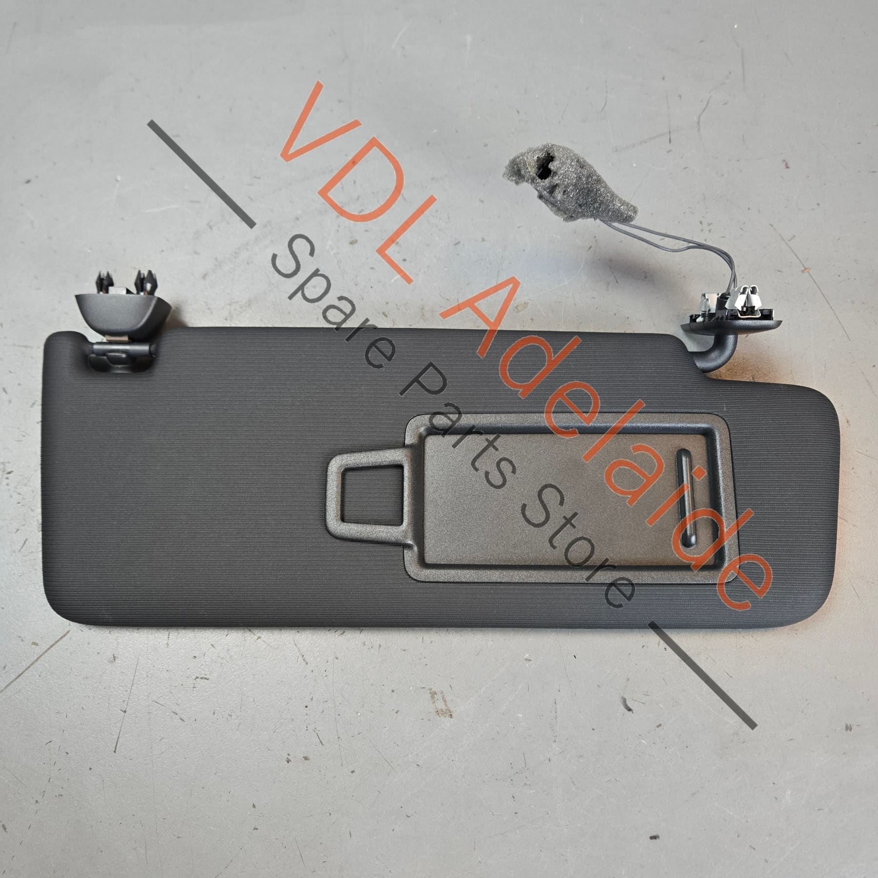 5G0857552AS3H8 5G0857552AS   Cupra Ateca Right Sun Visor 5G0857552AS 3H8 Illuminated with mirror Black