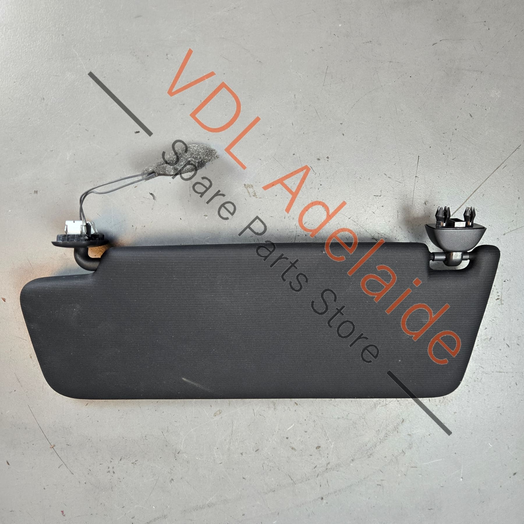 5G0857552AS3H8 5G0857552AS   Cupra Ateca Right Sun Visor 5G0857552AS 3H8 Illuminated with mirror Black