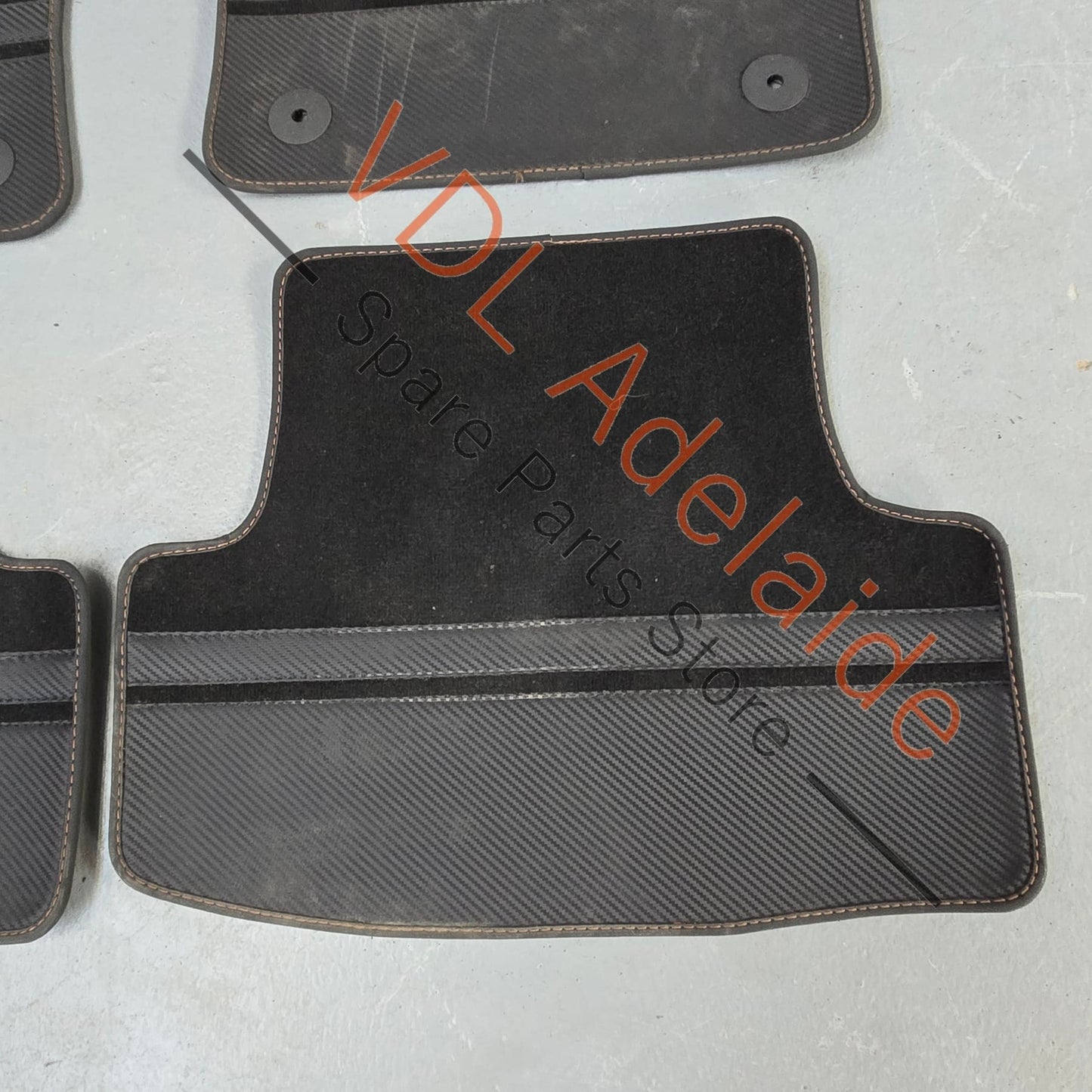 577863011EL0E 577863011E   Cupra Ateca VZX Set of Floor Mats Carpets Black Copper & Carbon