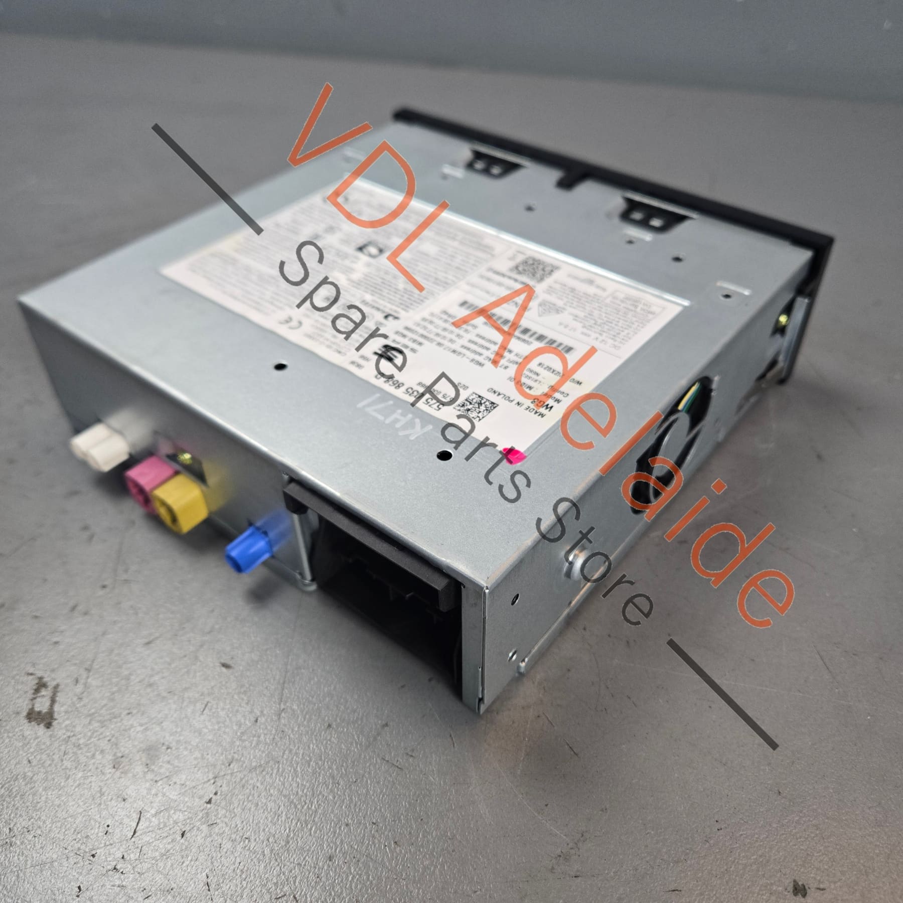 575035868E 575035868F 575035868C  Cupra Ateca Central Computer for MIB3 Navigation Nav 575035868E 575035868F 575035868C