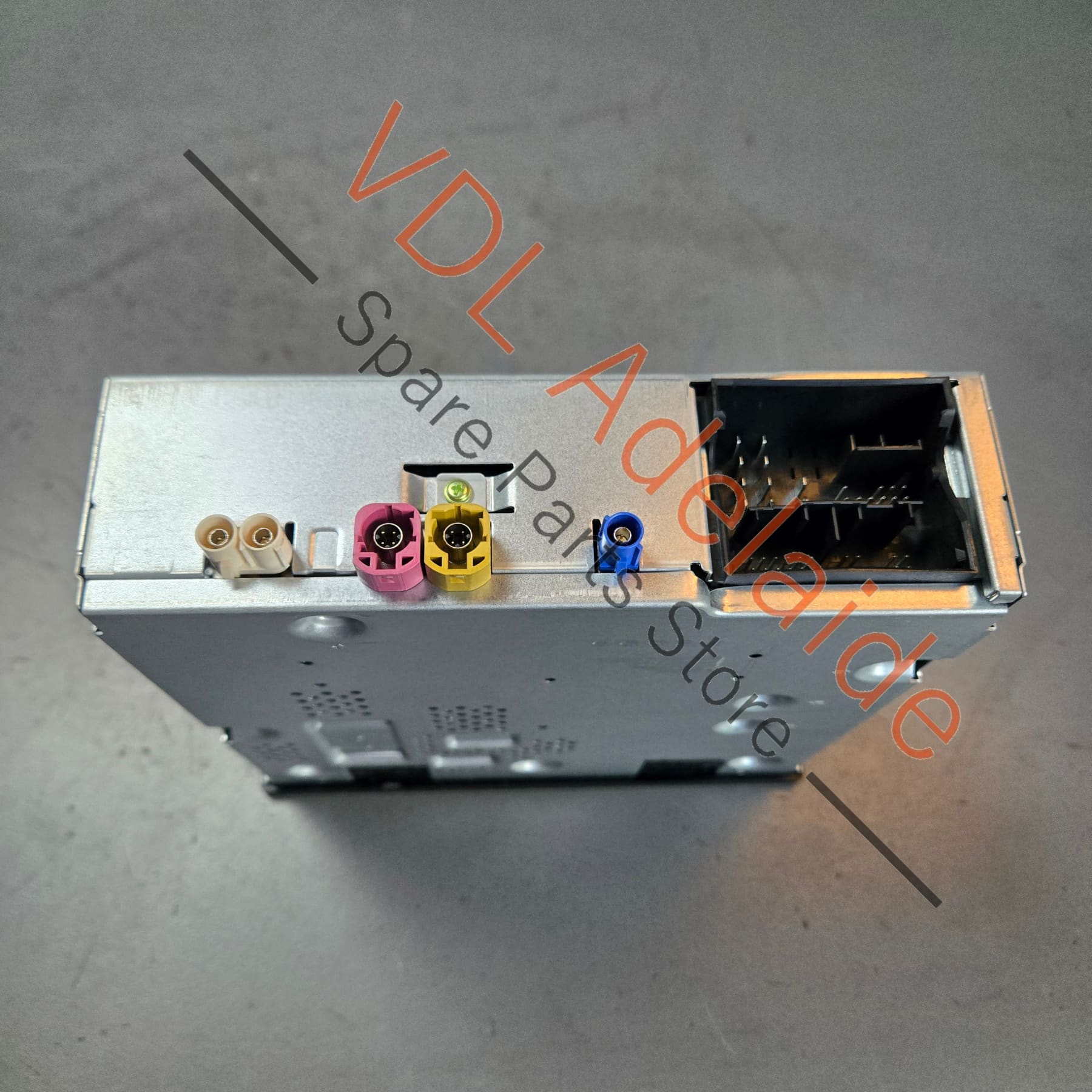 575035868E 575035868F 575035868C  Cupra Ateca Central Computer for MIB3 Navigation Nav 575035868E 575035868F 575035868C