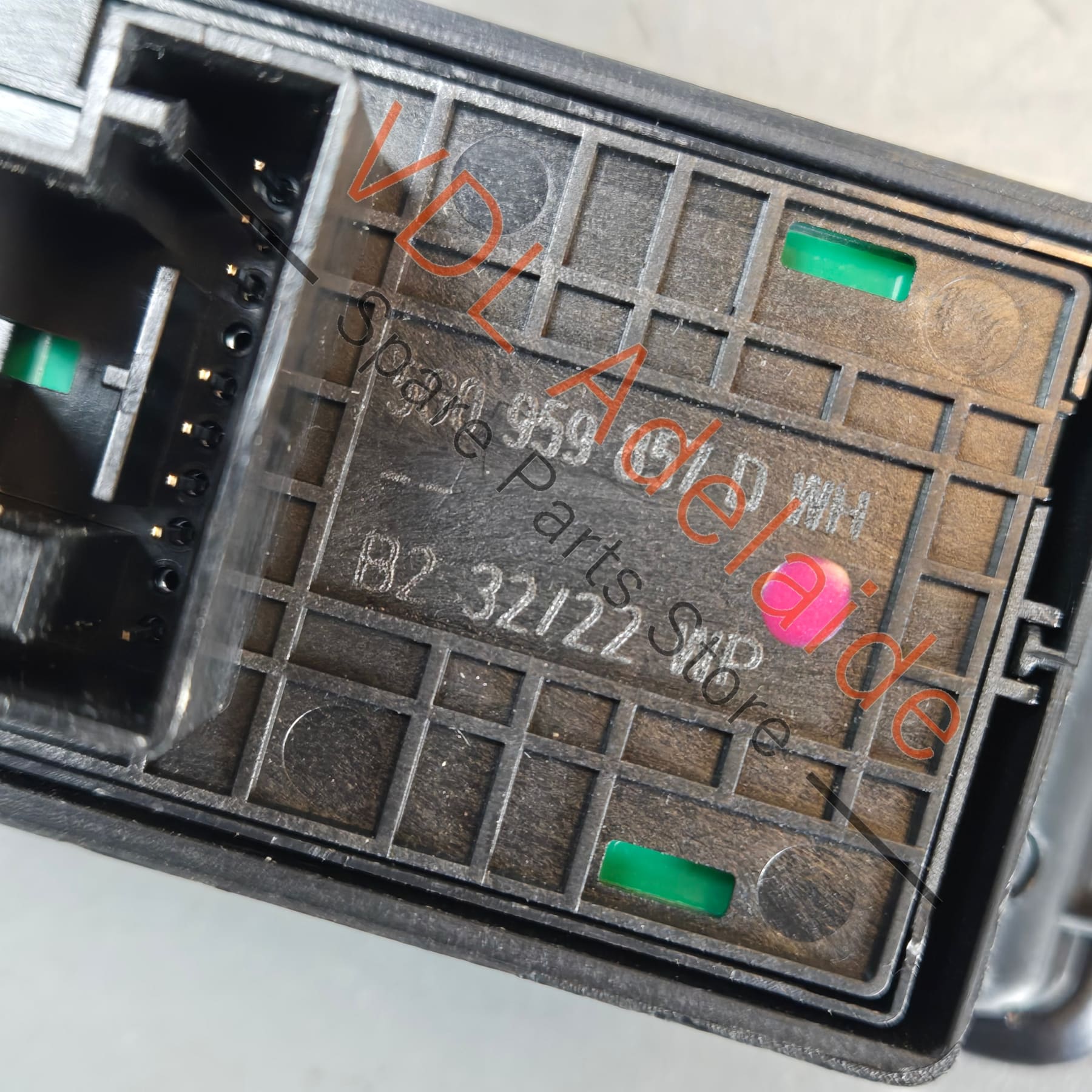 5G0959857D 5G0959857DWHS   Genuine Cupra Ateca Areton Tiguan Golf Passat Drivers Power Window Switch 5G0959857D WHS