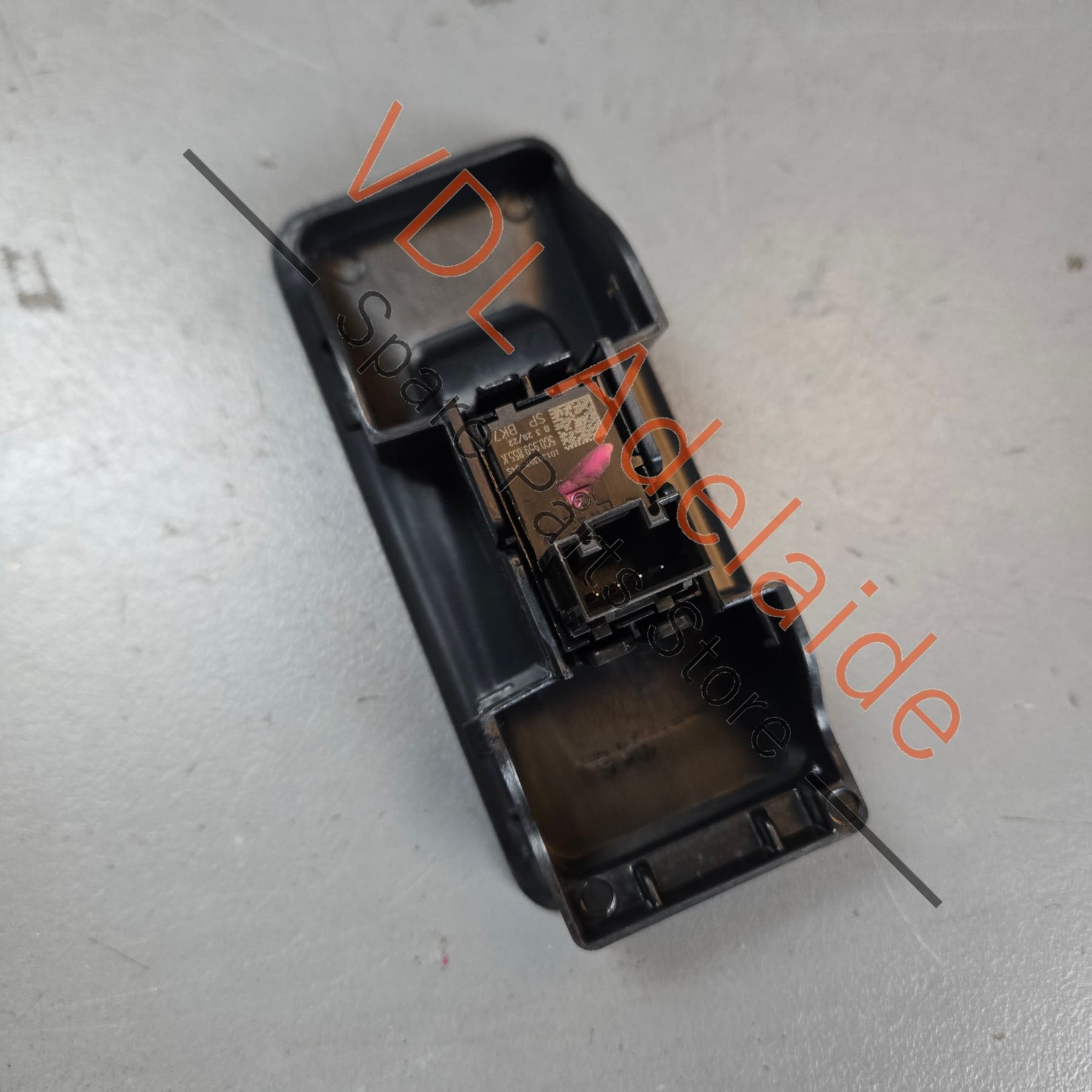 5G0959855KWHS    Genuine Cupra Ateca Areton Tiguan Golf Passat Passenger Power Window Switch 5G0959855K WHS