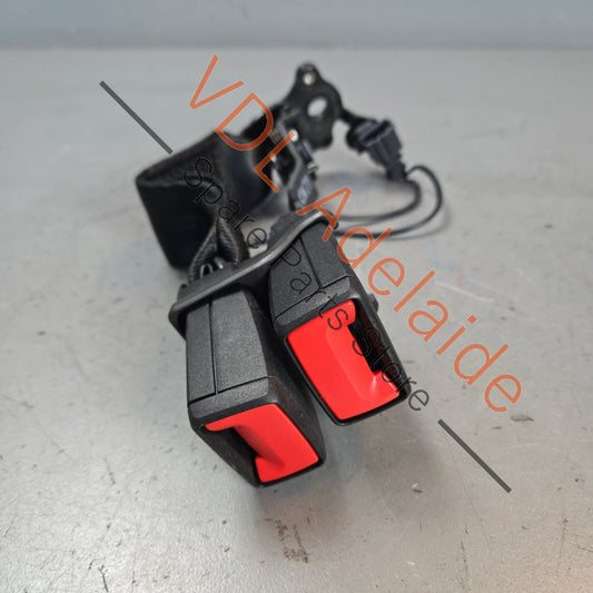 81A857739    Cupra Ateca Audi Q2 Rear Seat Belt Double Buckle Clip 81A857739