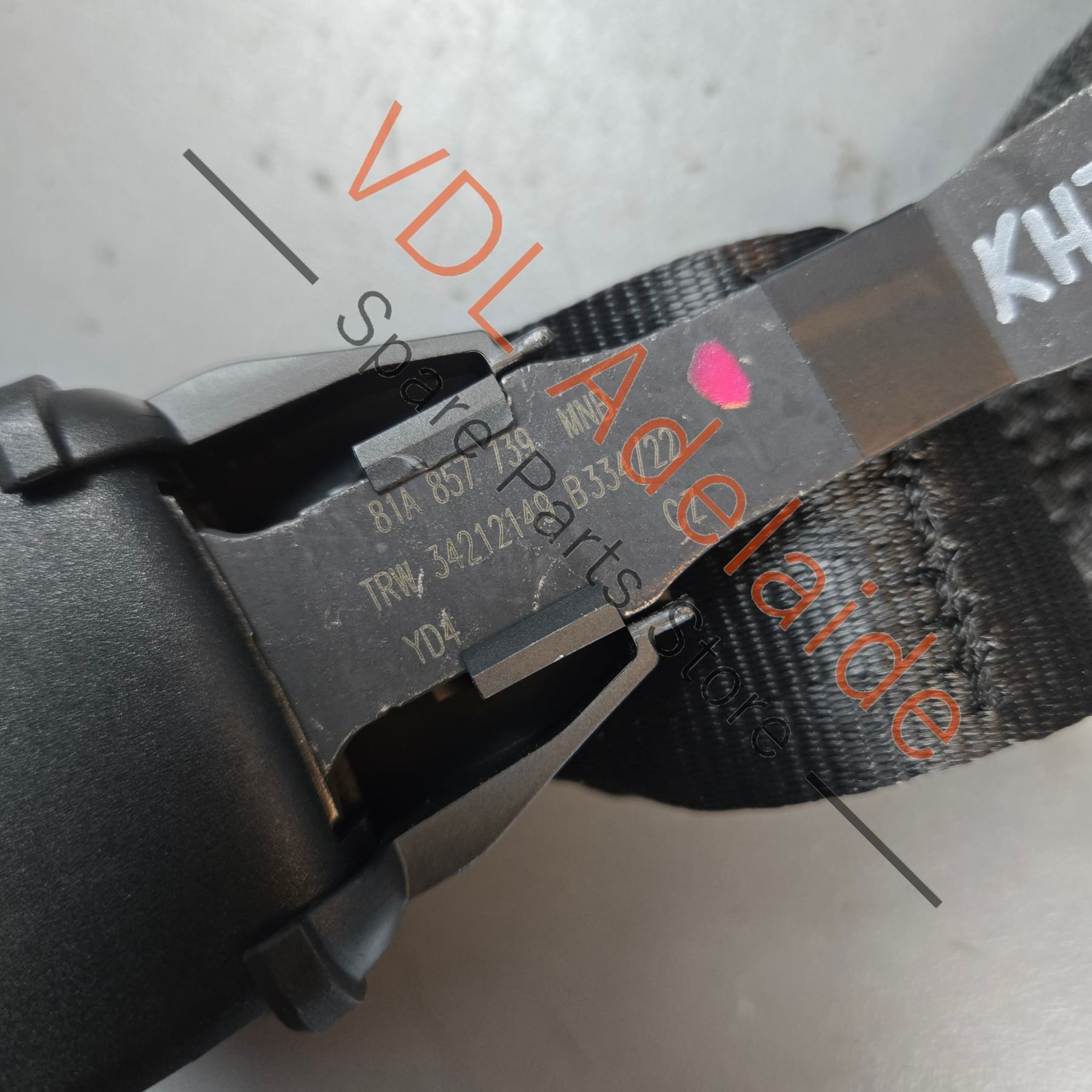 81A857739    Cupra Ateca Audi Q2 Rear Seat Belt Double Buckle Clip 81A857739