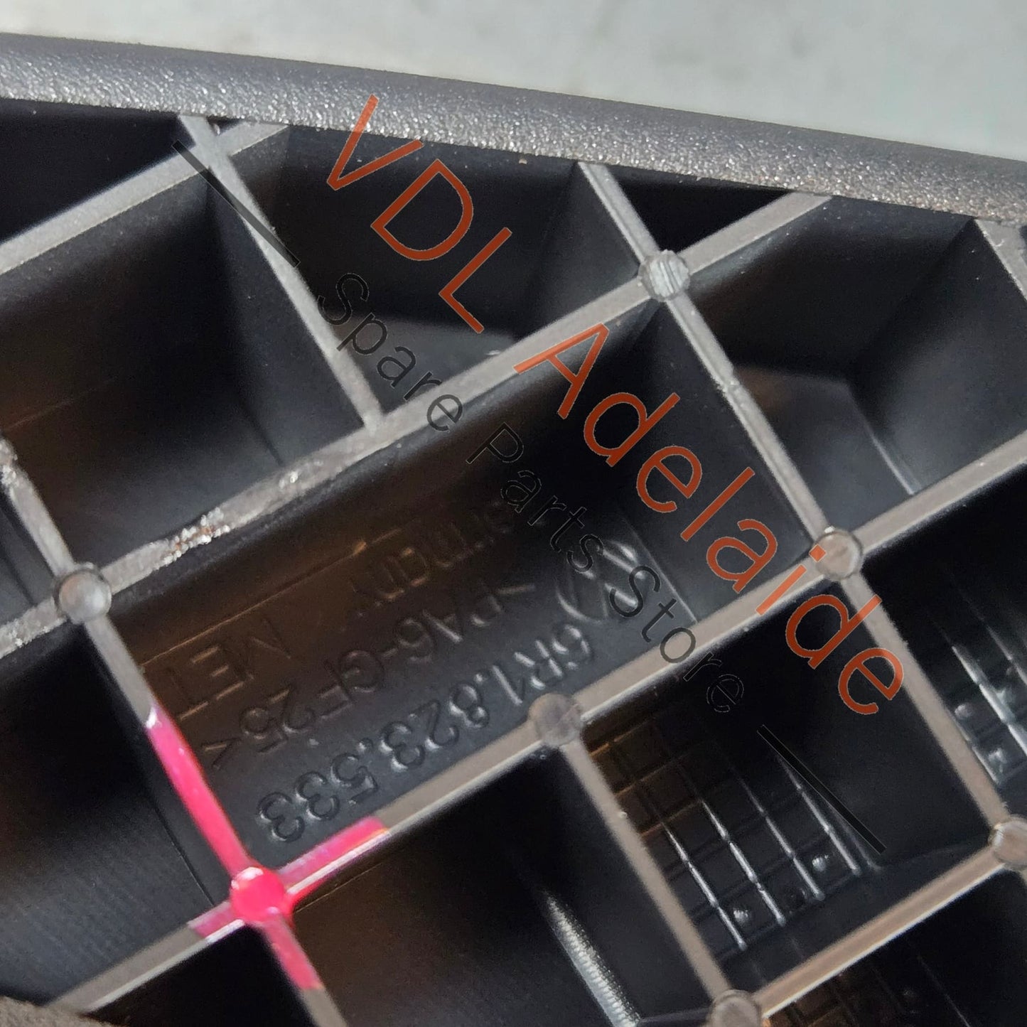 517823633B 3G0823533   Cupra Ateca Bonnet Lock Release Handle Interior 3G0823533 517823633B