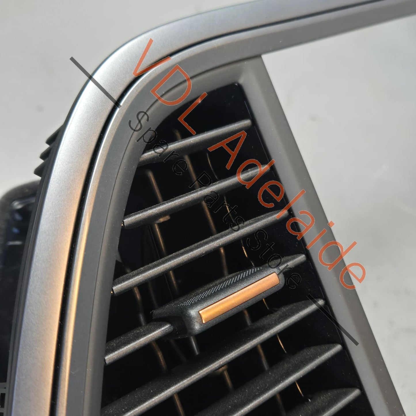 577820951A 577820951AZKY   Cupra Ateca Centre Dashboard Air Vent & Cover Trim Interior 577820951A  ZKY