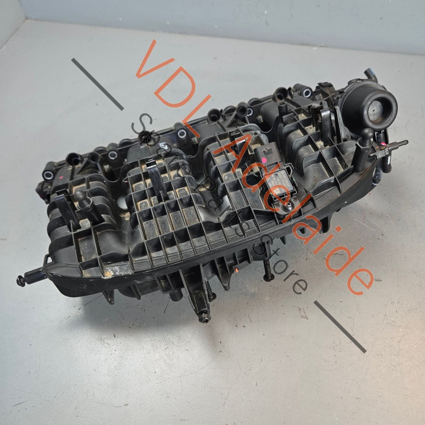 06L133201FR    VW Golf R Gti MK8 Plastic Intake Manifold Inlet 06L133201FR Audi S3 Cupra Ateca