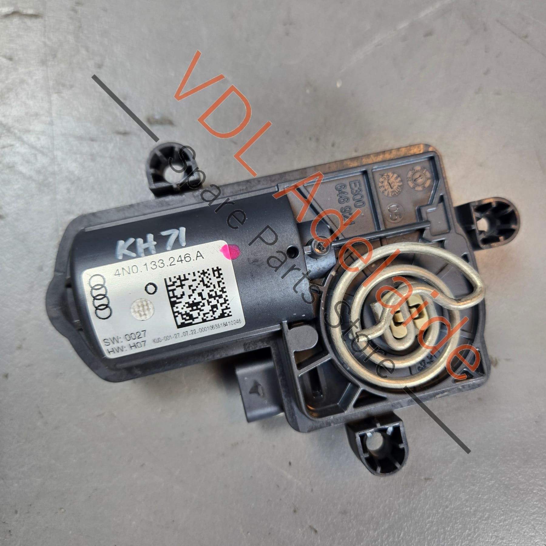 4N0133246A    Audi VW Lamborghini Exhaust Valve Solenoid Servo Motor 4N0133246A