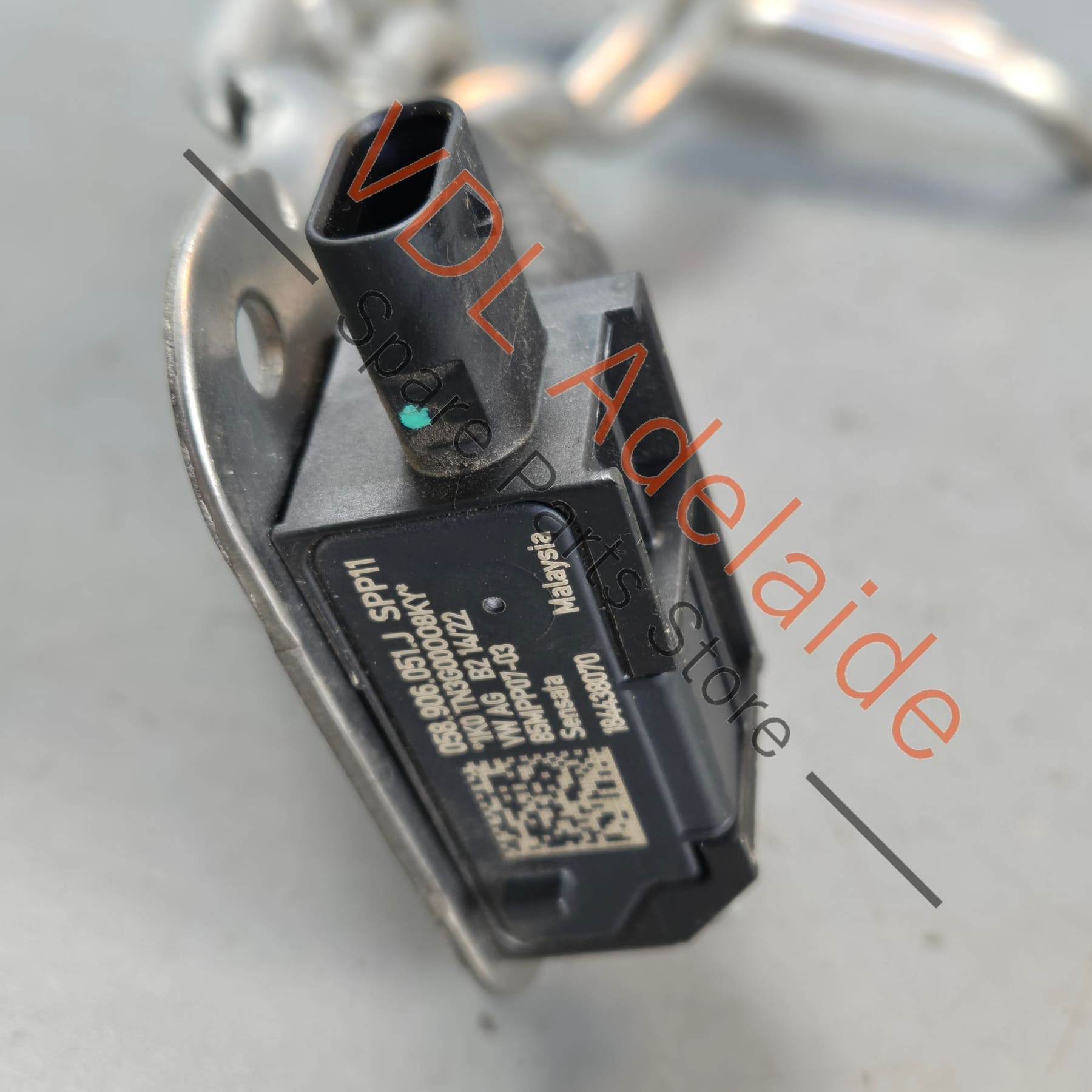 058906051J    VW Audi Cupra Exhaust Pressure Difference Sensor Probe 058906051J for Catalytic Converter