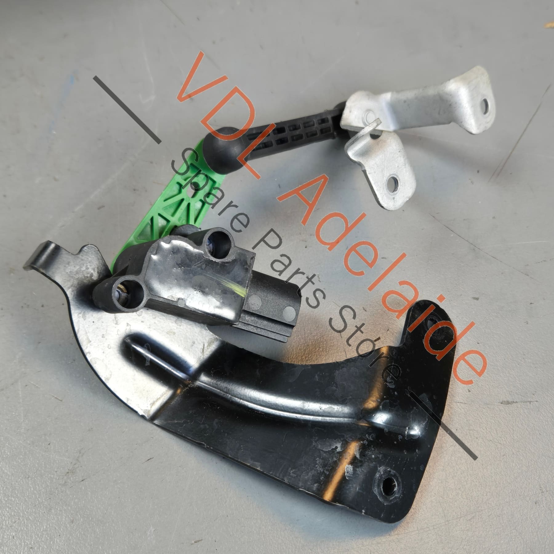 5Q0512521G    VW Audi Cupra Rear Left Suspension Level Sensor 5Q0512521G