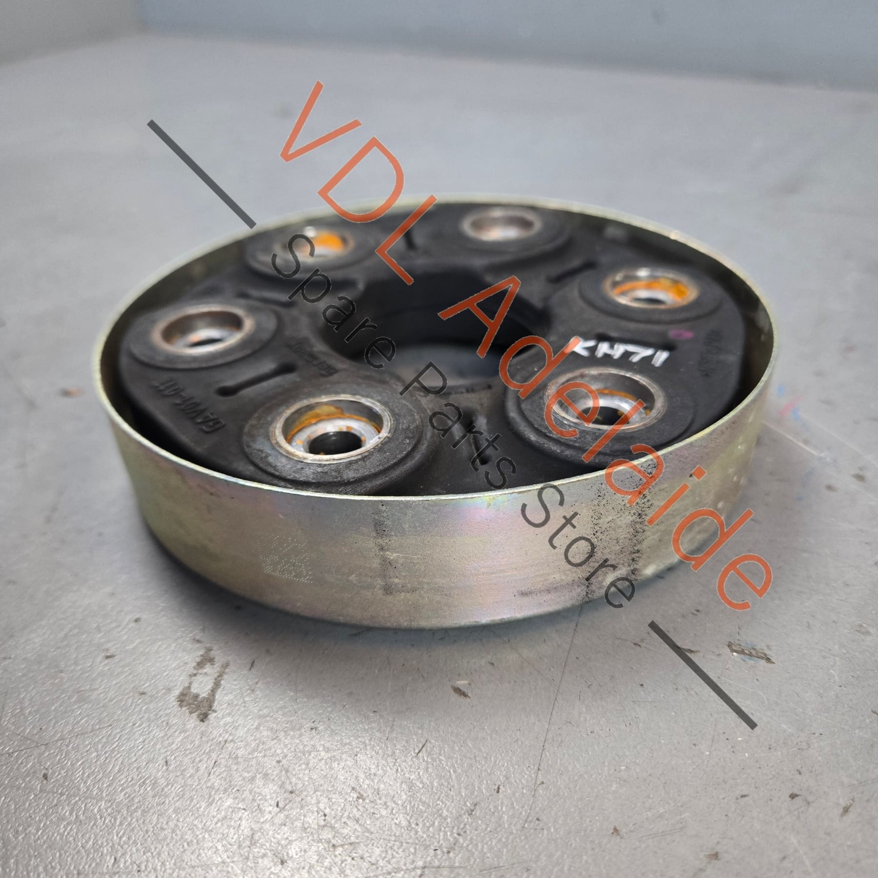 
5Q0521127    VW Audi Cupra Driveshaft Flex Disc Front Gearbox Coupling 5Q0521127 LOW KM!