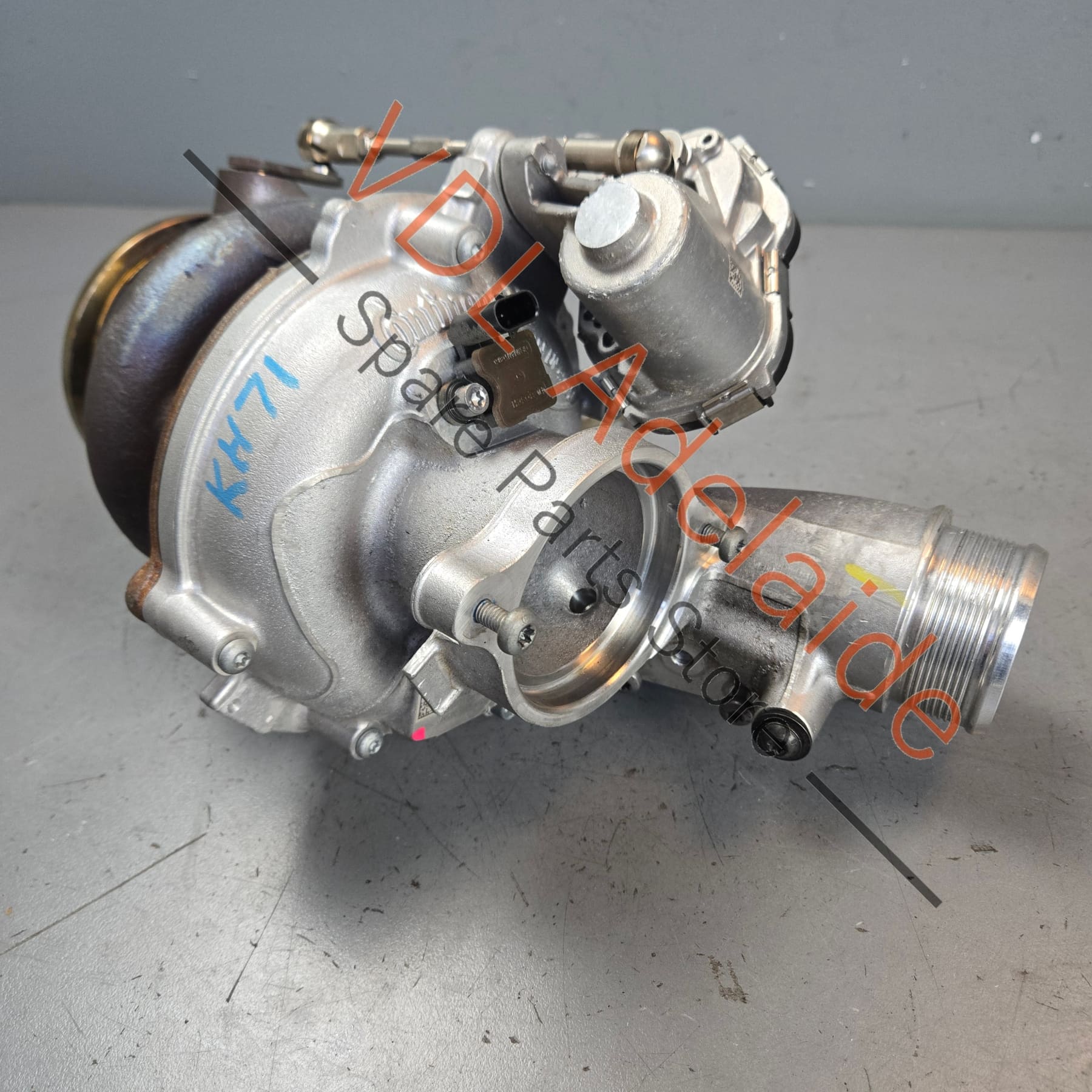 06Q145703C 06Q145703H   Genuine OEM VW Golf MK8 R Audi S3 8Y Turbocharger 06Q145703C 06Q145703H
