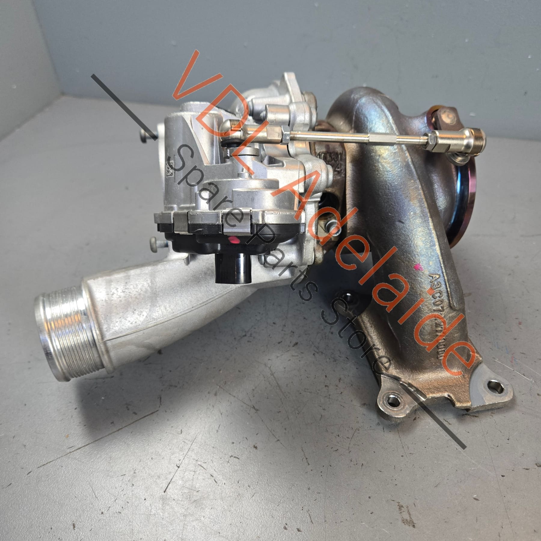 06Q145703C 06Q145703H   Genuine OEM VW Golf MK8 R Audi S3 8Y Turbocharger 06Q145703C 06Q145703H