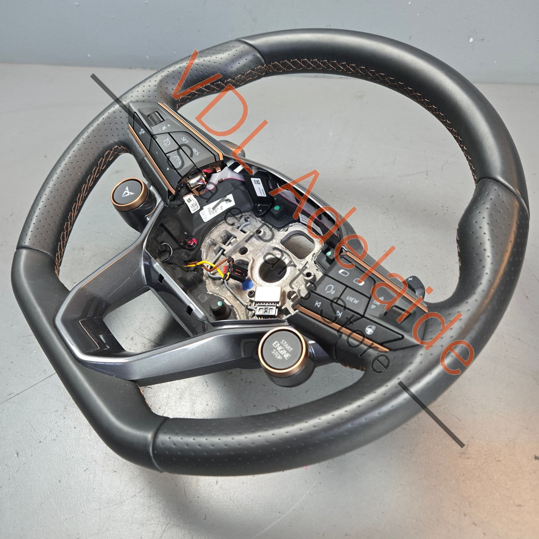 5FA419091FTXEY 5FA919719ADRZF   Cupra Leather Sport Flat Bottom Steering Wheel with Multifunction button set 5FA419091FT XEY