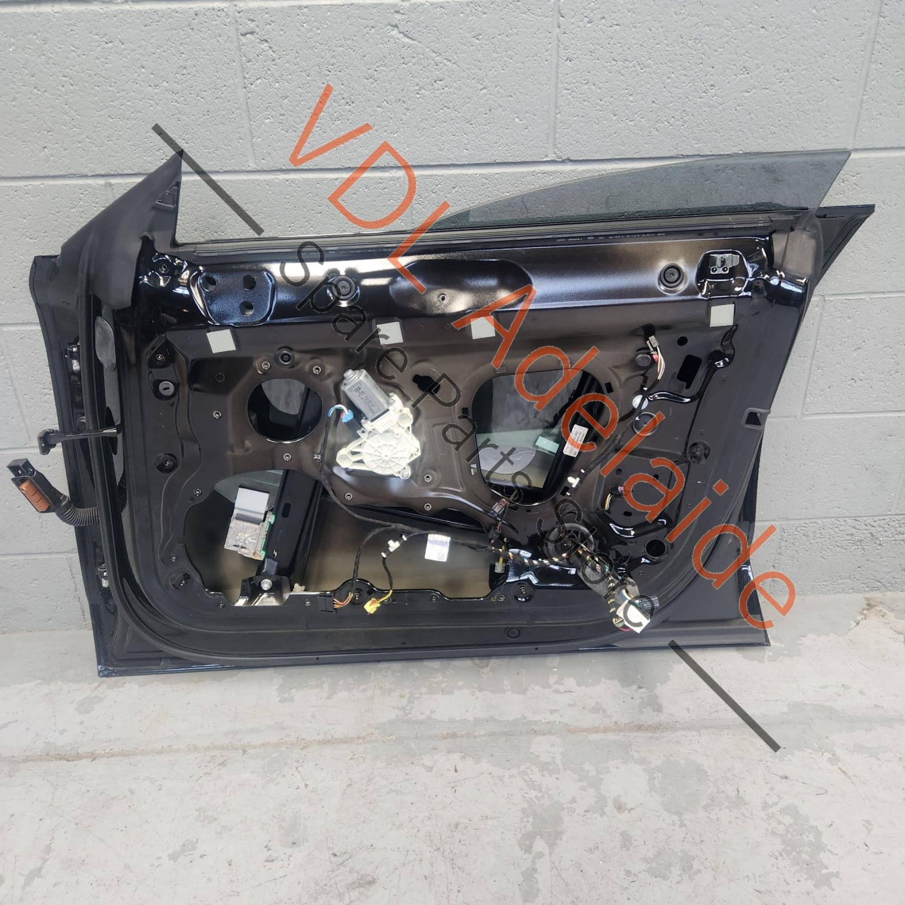 4K8831052B    Audi A7 S7 RS7 4K Front Right Door Shell Panel 2021-2025 4K8831052B