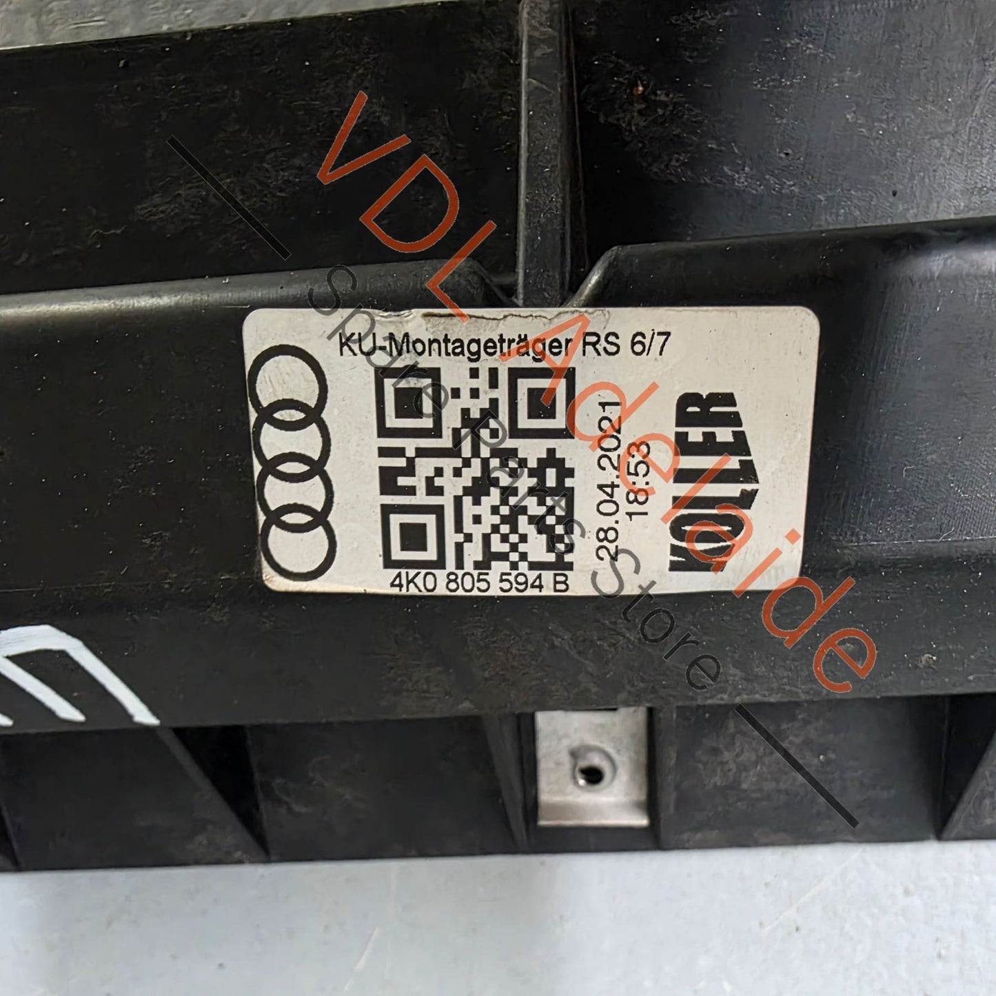 4K0805594B    Audi A7 RS7 A6 RS6 Etron Radiator Support Panel 4K0805594B